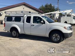 (South Beloit, IL) 2017 Nissan Frontier Extended-Cab Pickup Truck Runs, Moves, Paint Damage