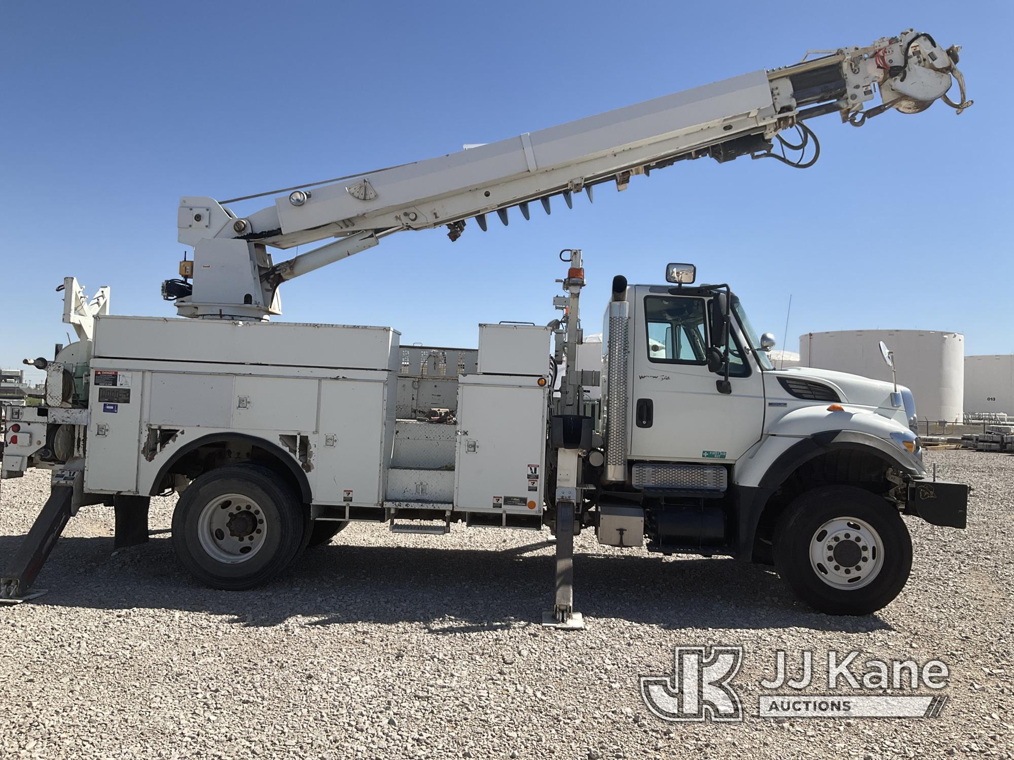 (El Paso, TX) Altec DM47-TR, Digger Derrick rear mounted on 2008 International 7400 4x4 Utility Truc