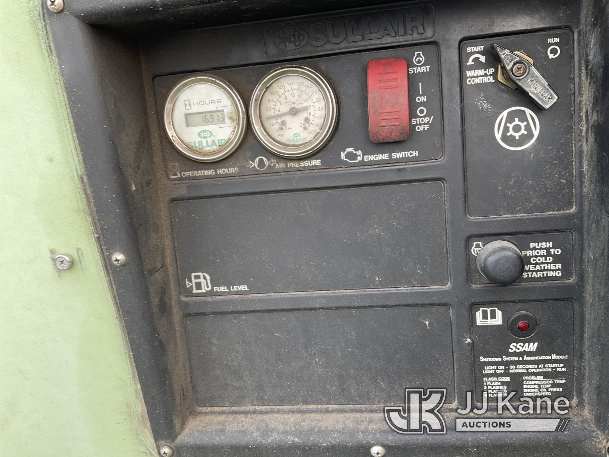 (San Antonio, TX) 2015 Sullair 185 Portable Air Compressor, trailer mtd No Title) (Jump to Start, Ru