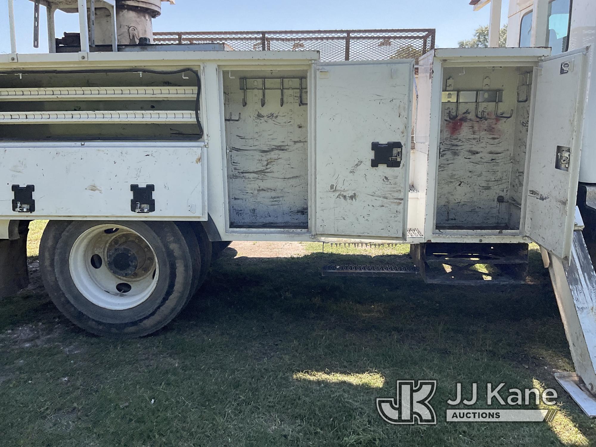 (Cypress, TX) Altec DC47-TR, Digger Derrick rear mounted on 2015 Kenworth T370 Utility Truck Runs, M