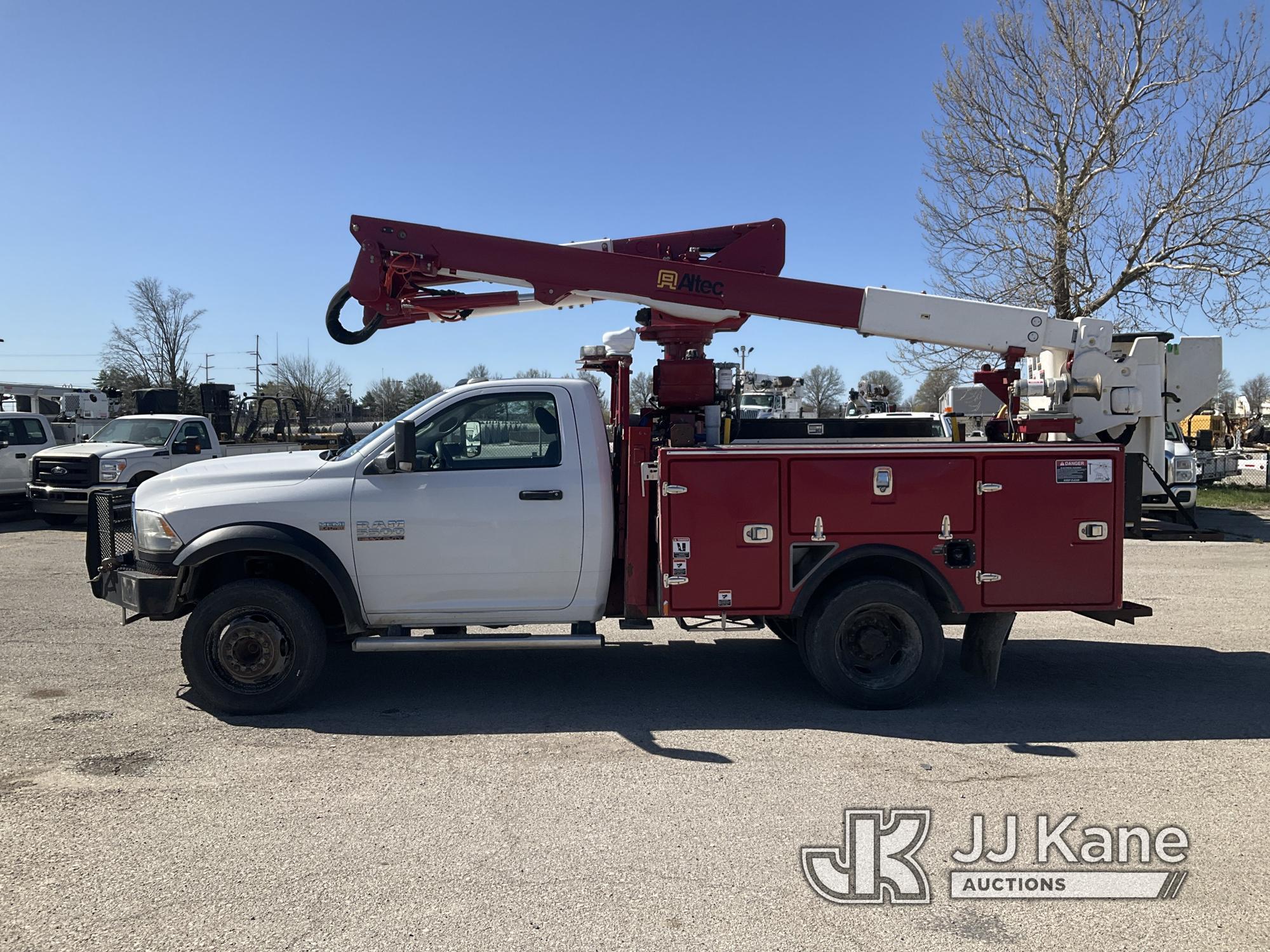 (Kansas City, MO) Altec AT40G, Articulating & Telescopic Bucket mounted behind cab on 2015 RAM 5500