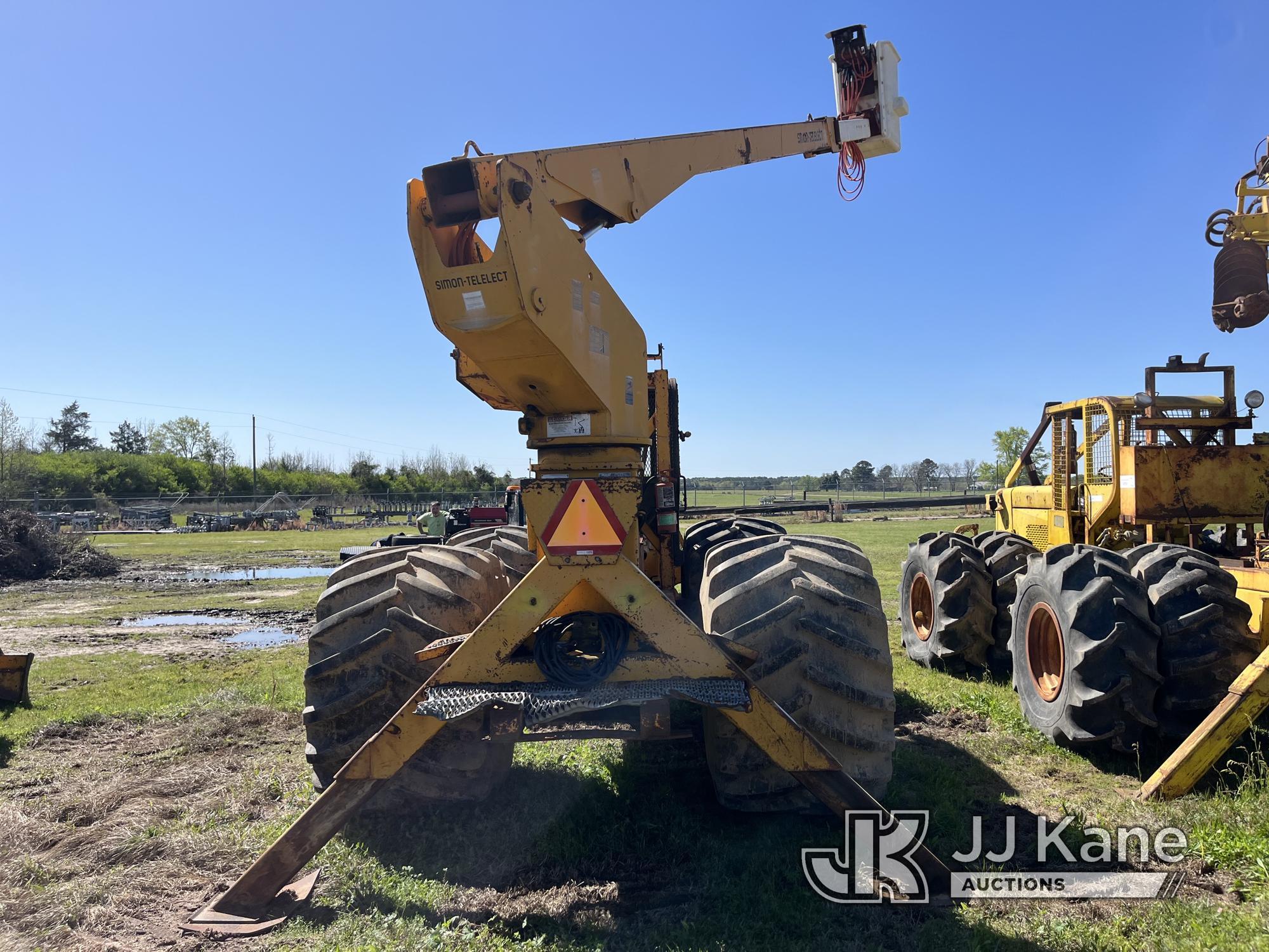 (Homer, LA) Telelect TE-422, Bucket Truck rear mounted on LaVaCo B-440 Rubber Tired Skidder Runs, Mo