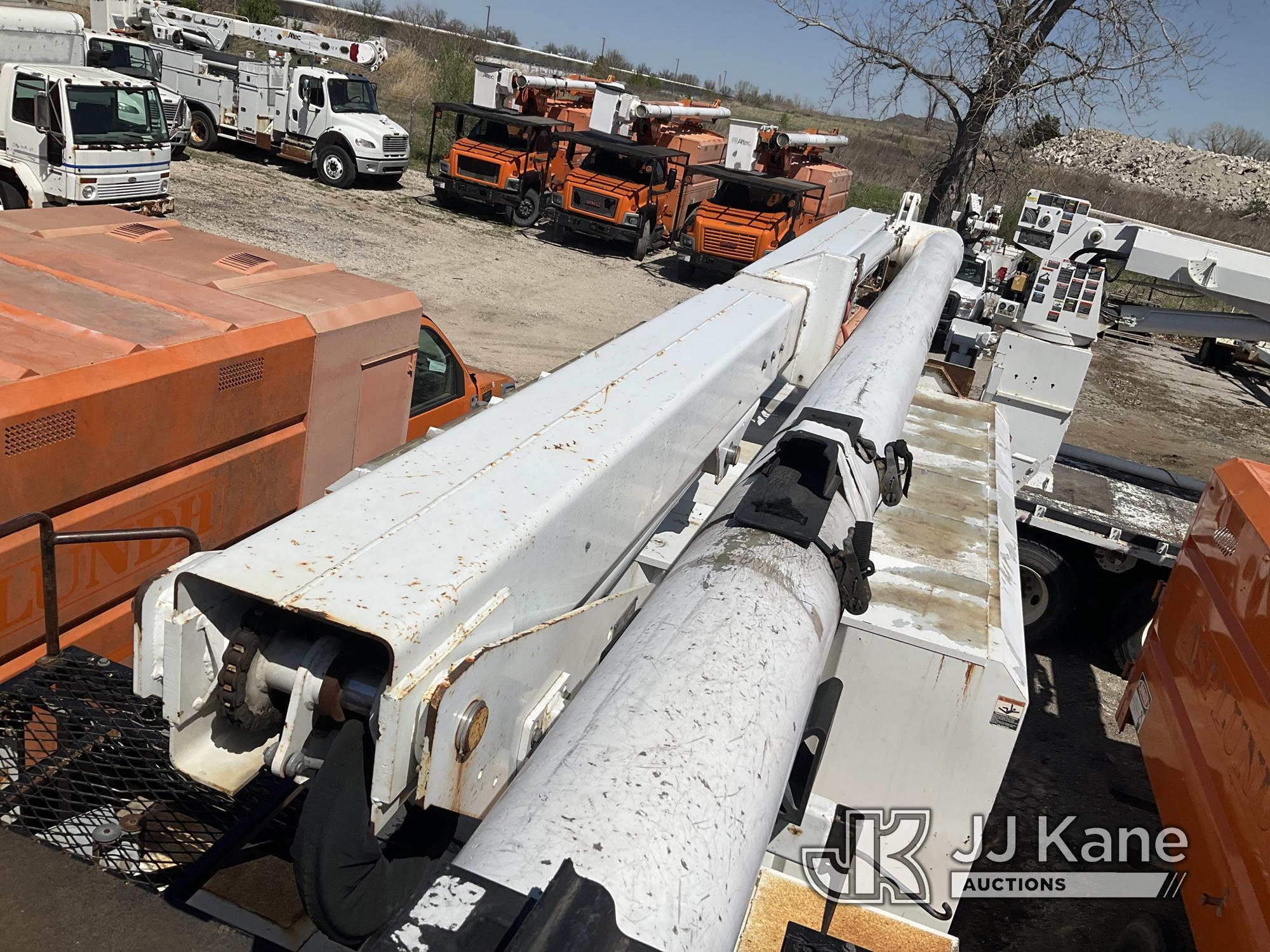 (Kansas City, MO) Altec LRV55, Over-Center Bucket Truck mounted behind cab on 2006 GMC C7500 Chipper