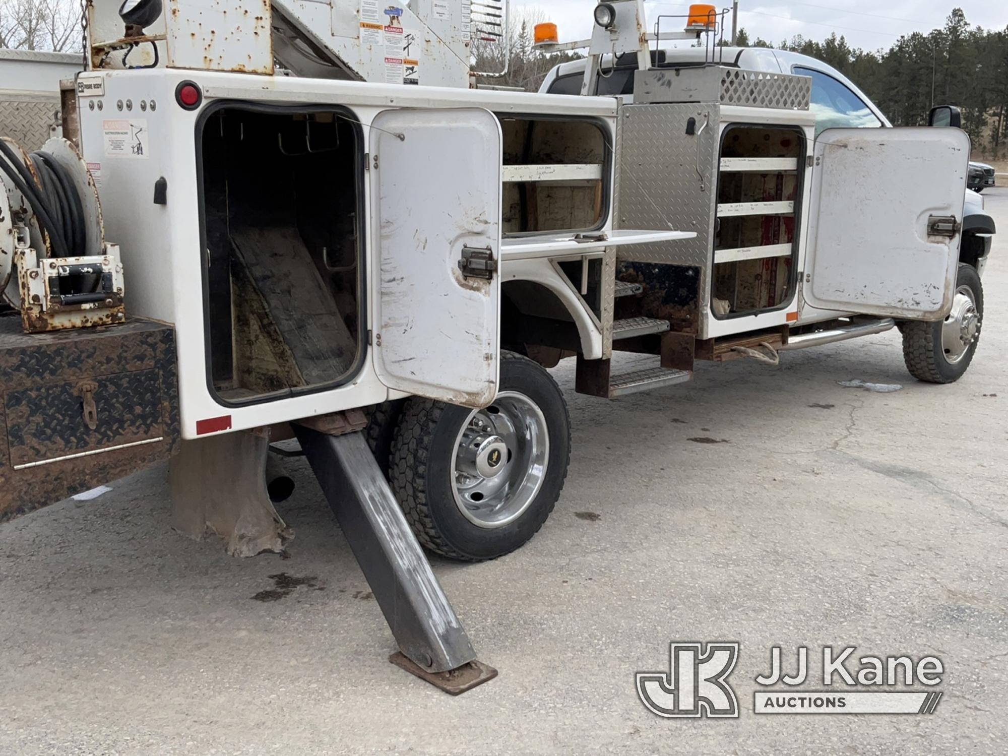 (Custer, SD) HiRanger HR37-MH, Material Handling Bucket Truck center mounted on 2008 Dodge Ram 5500