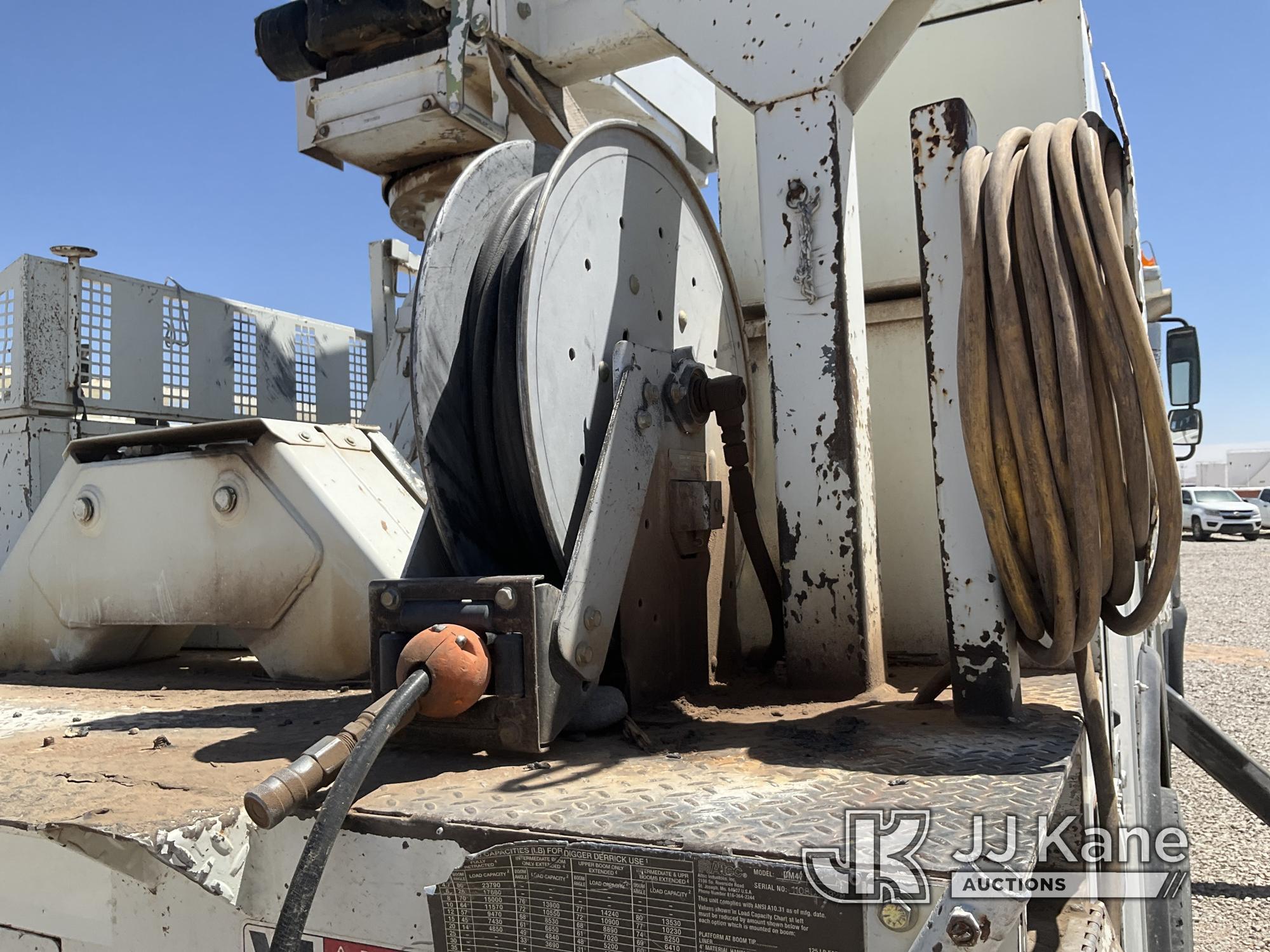 (El Paso, TX) Altec DM47-TR, Digger Derrick rear mounted on 2009 International 7400 4x4 Utility Truc