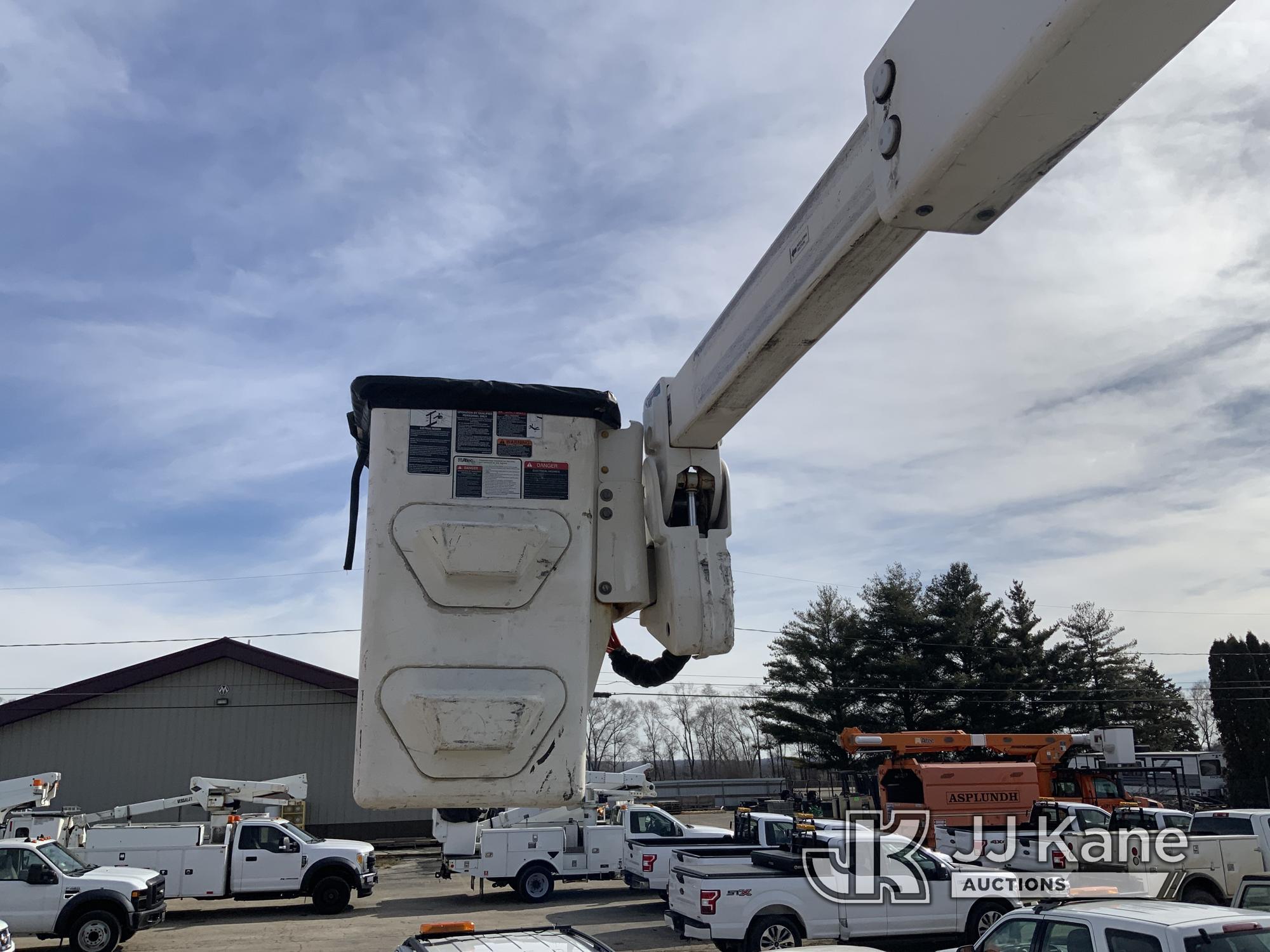 (South Beloit, IL) Altec AT40G, Articulating & Telescopic Bucket Truck mounted behind cab on 2017 Fo