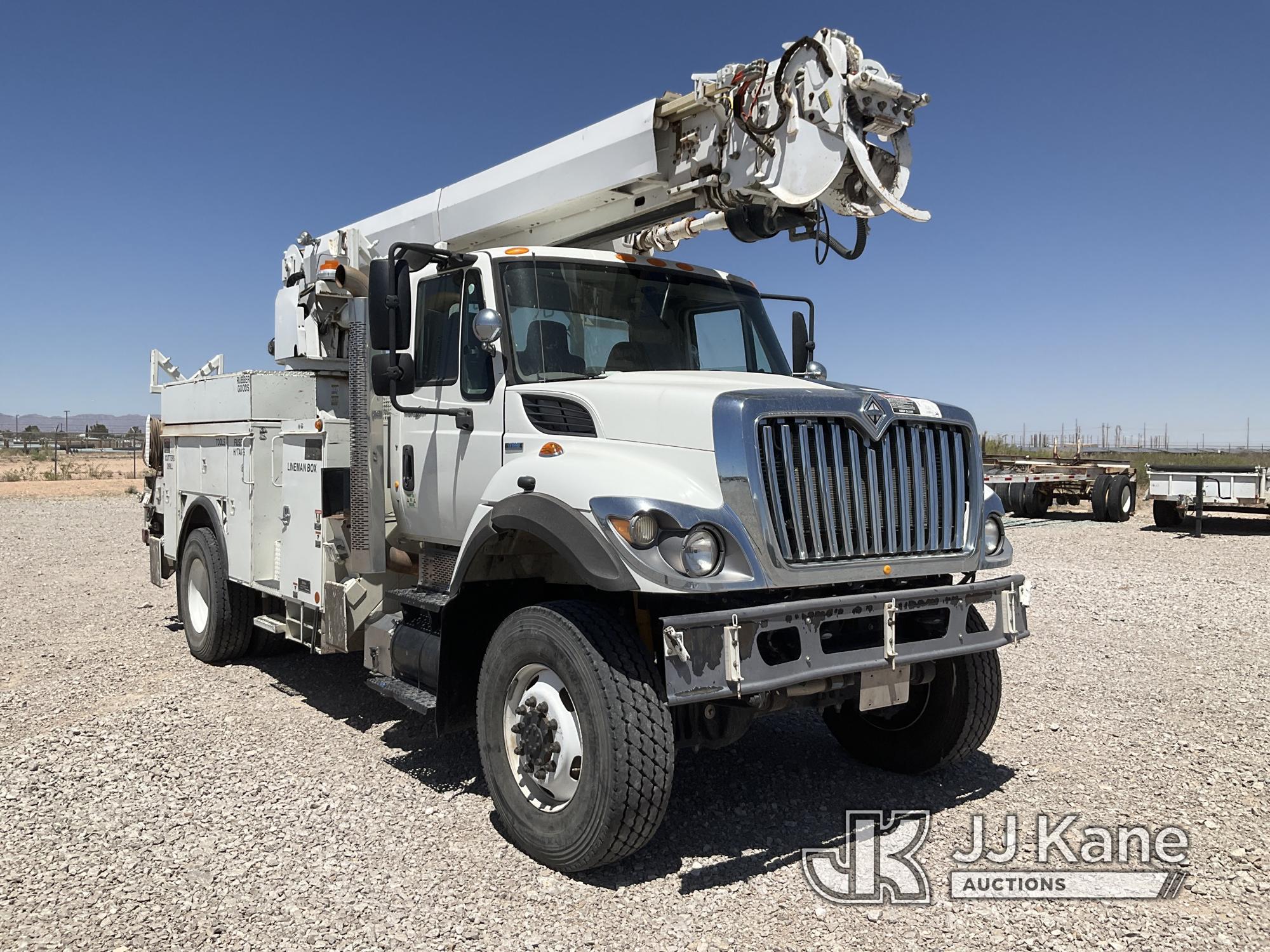 (El Paso, TX) Altec DM47-TR, Digger Derrick rear mounted on 2009 International 7400 4x4 Utility Truc