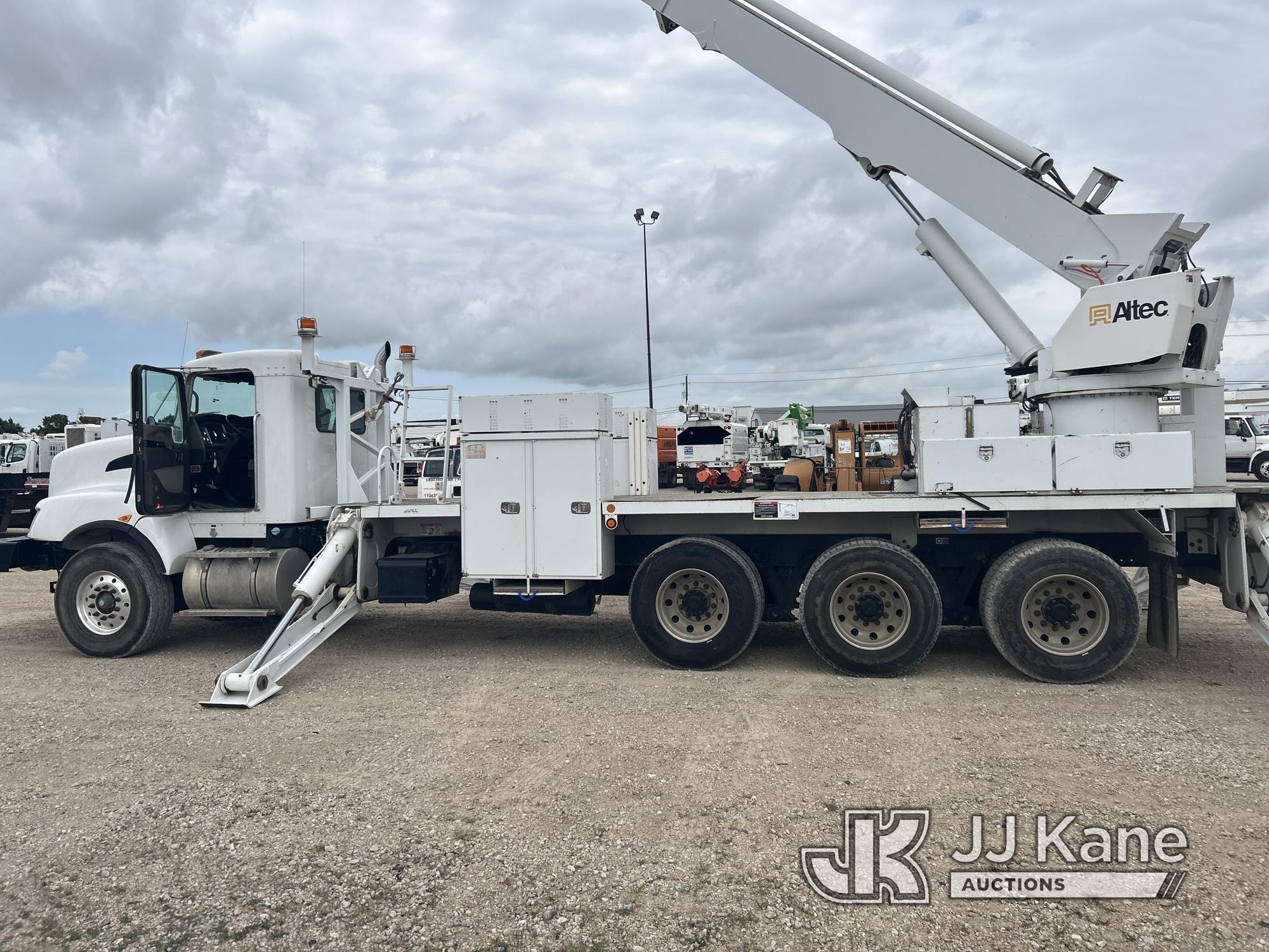 (Waxahachie, TX) Altec AH125, Articulating & Telescopic Material Handling Platform Lift rear mounted