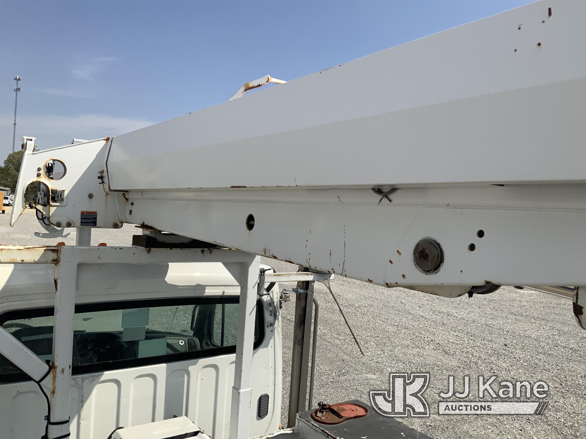 (Hawk Point, MO) Altec DM47B-TR, Digger Derrick rear mounted on 2017 Freightliner M2 106 4x4 Utility
