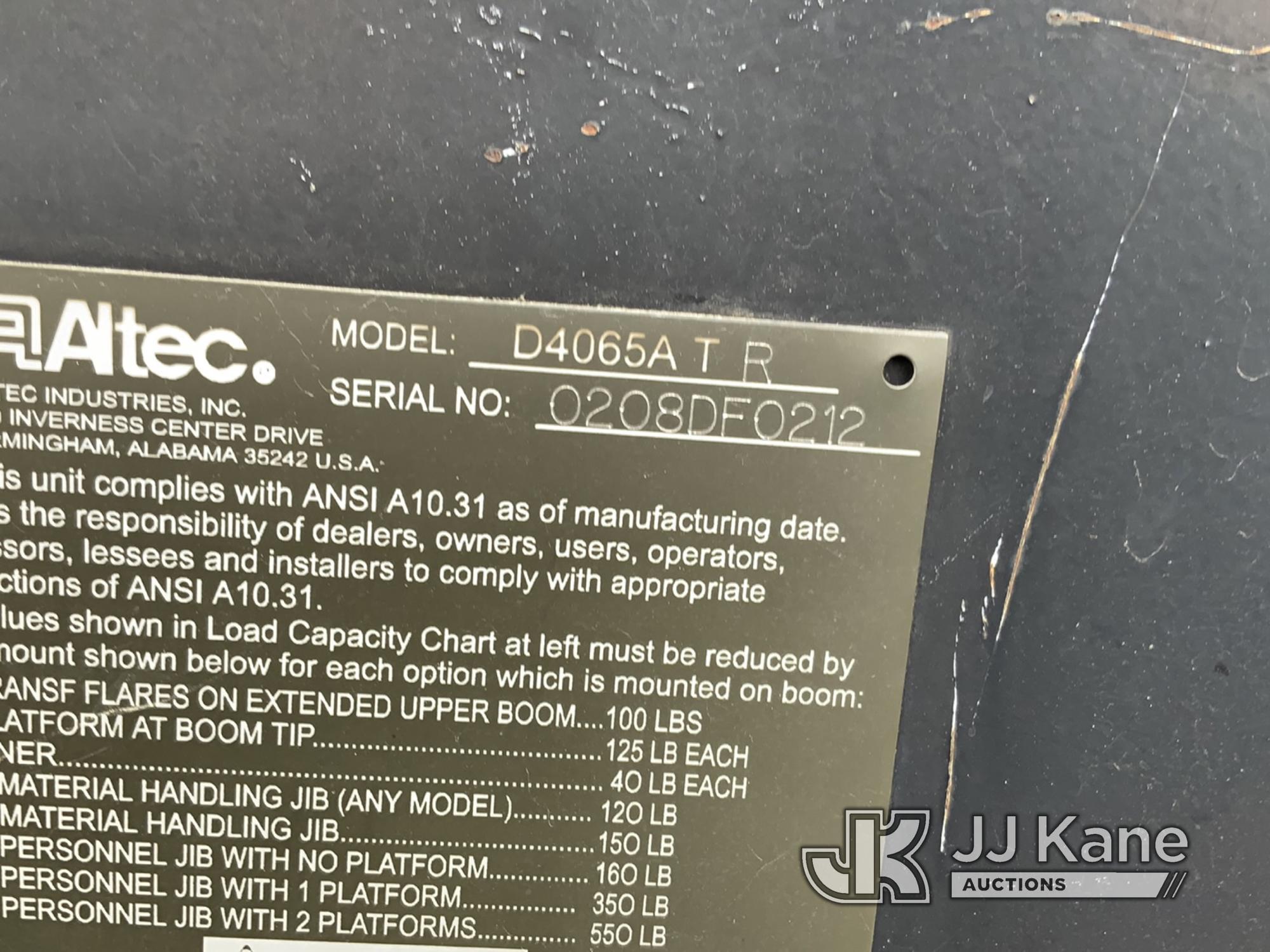 (Tipton, MO) Altec D4065A-TR, Digger Derrick rear mounted on 2008 International 7400 T/A Utility Tru