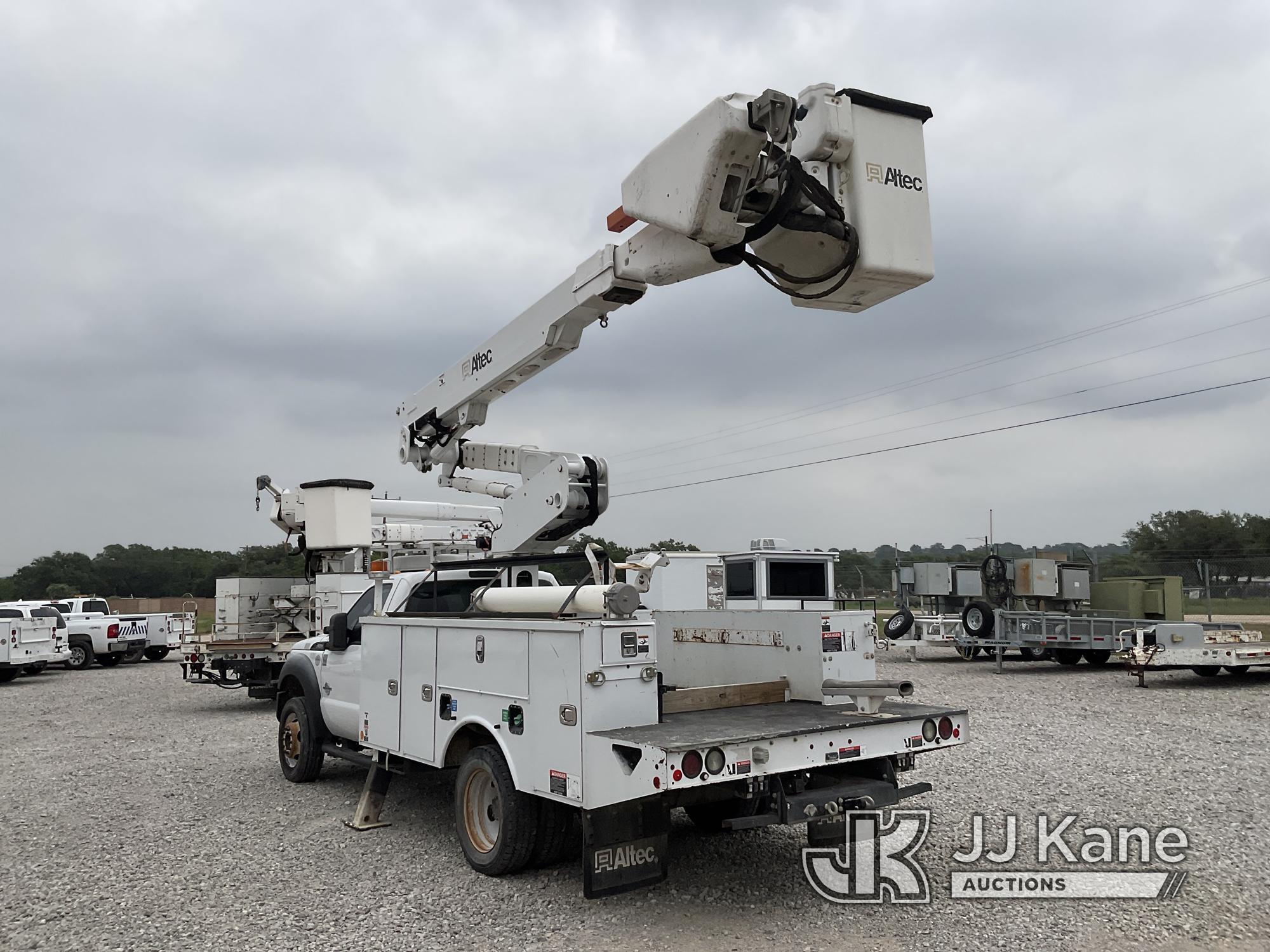 (Johnson City, TX) Altec AT40-MH, Articulating & Telescopic Material Handling Bucket Truck mounted b