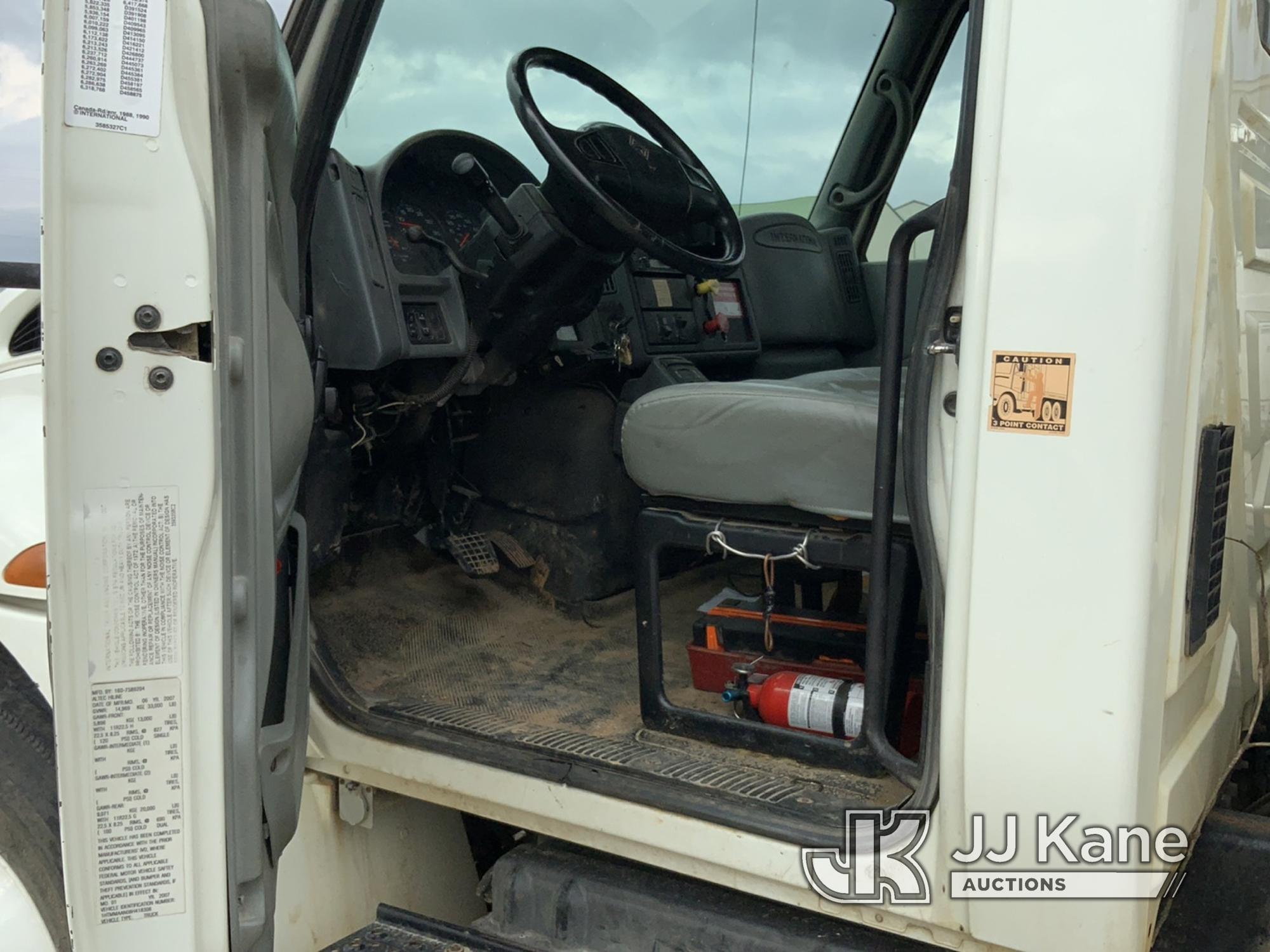 (Tipton, MO) Altec DM47-TR, Digger Derrick rear mounted on 2008 International 4300 Utility Truck Run