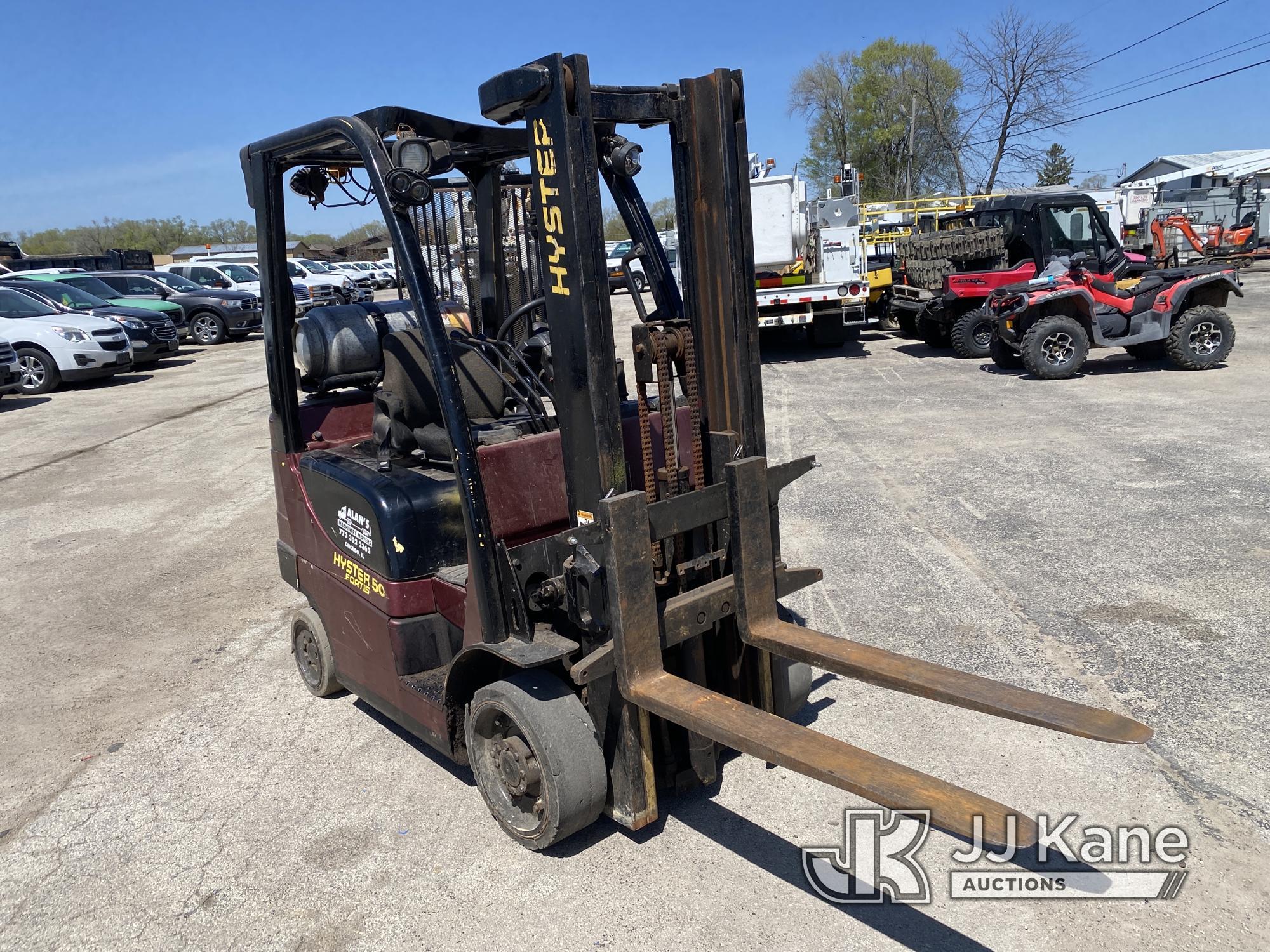 (South Beloit, IL) Hyster Cushion Tired Forklift Starts, Runs, Service Light On, LP Tank Included