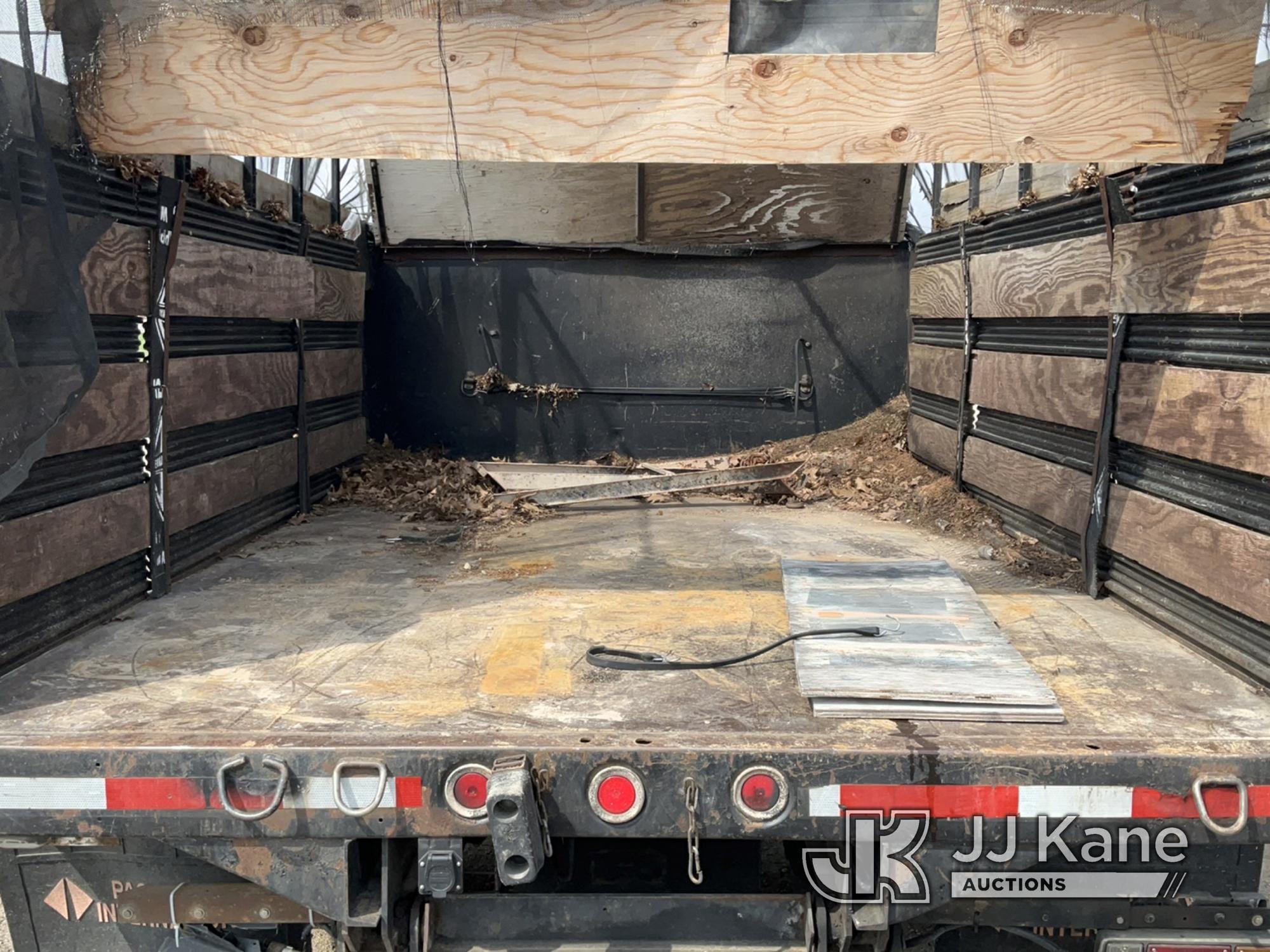 (South Beloit, IL) 2007 Isuzu NPR Dump Flatbed Truck Runs, Moves & Dump Operates