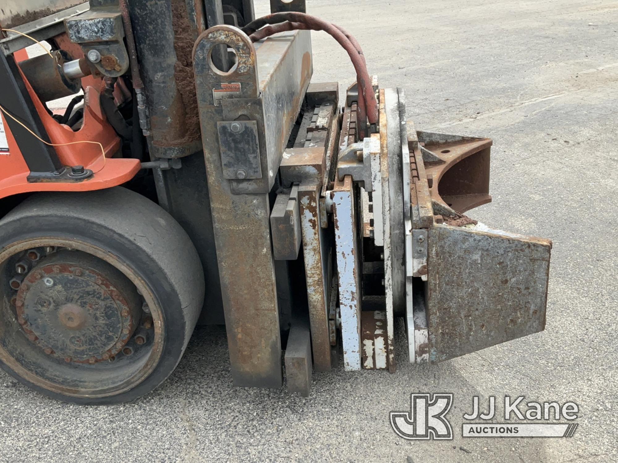 (South Beloit, IL) 2013 Lowry L180XDS Cushion Tired Forklift Runs, Moves, Operates) (Battery Needs t