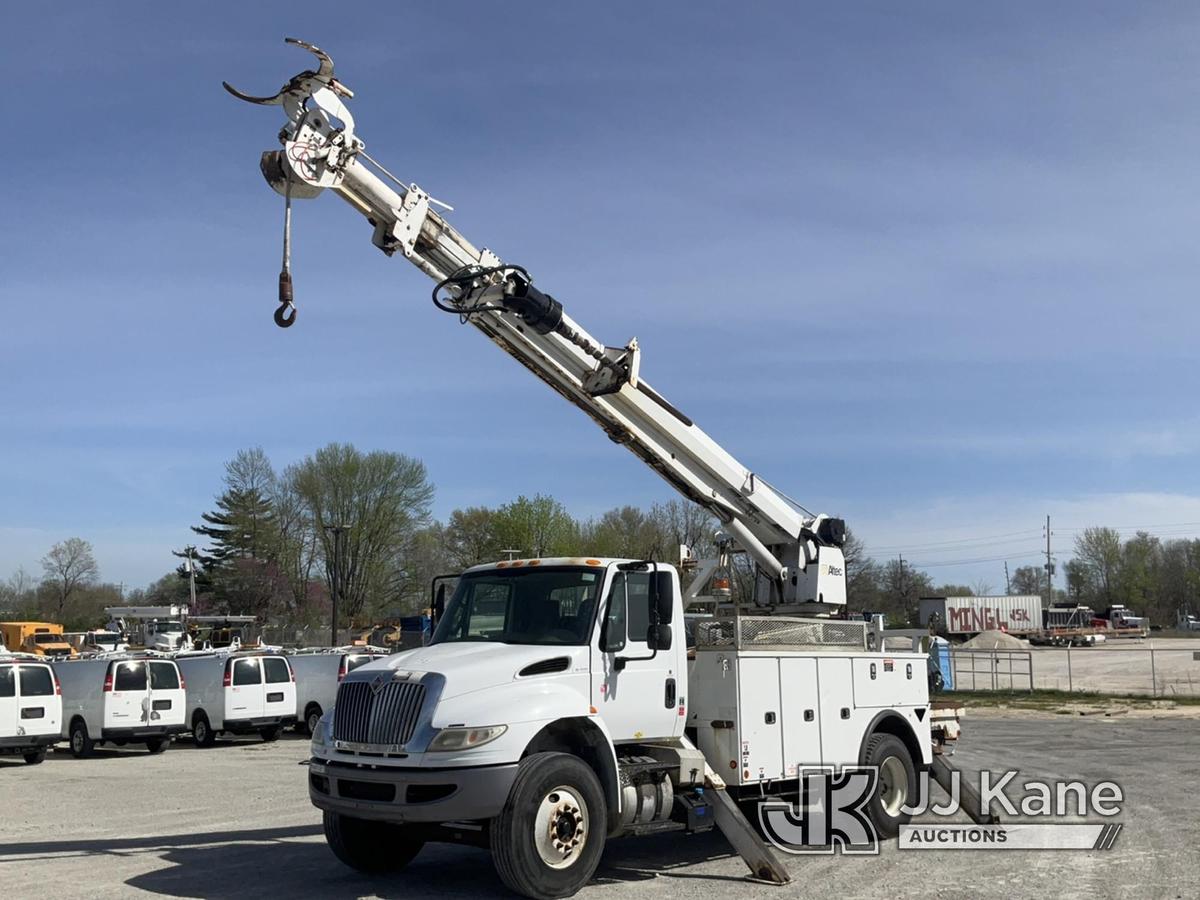 (Hawk Point, MO) Altec DM47B-TR, Digger Derrick rear mounted on 2016 International 4300 Utility Truc