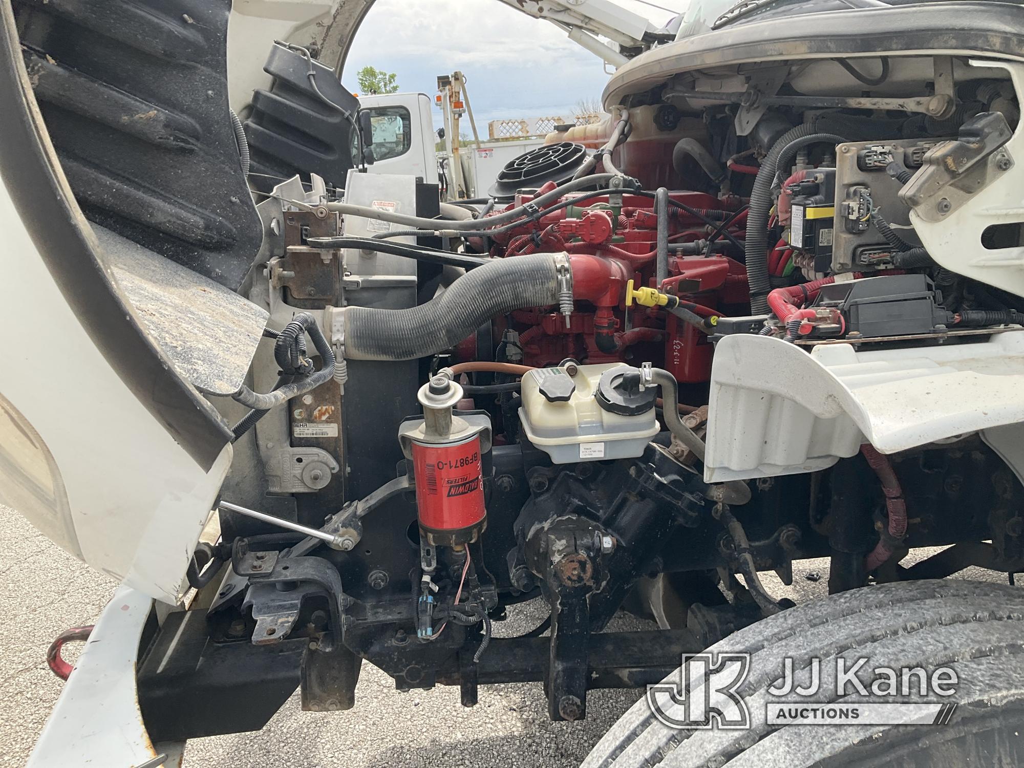 (Kansas City, MO) Altec DC47-TR, Digger Derrick rear mounted on 2013 Freightliner M2 106 4x4 Utility