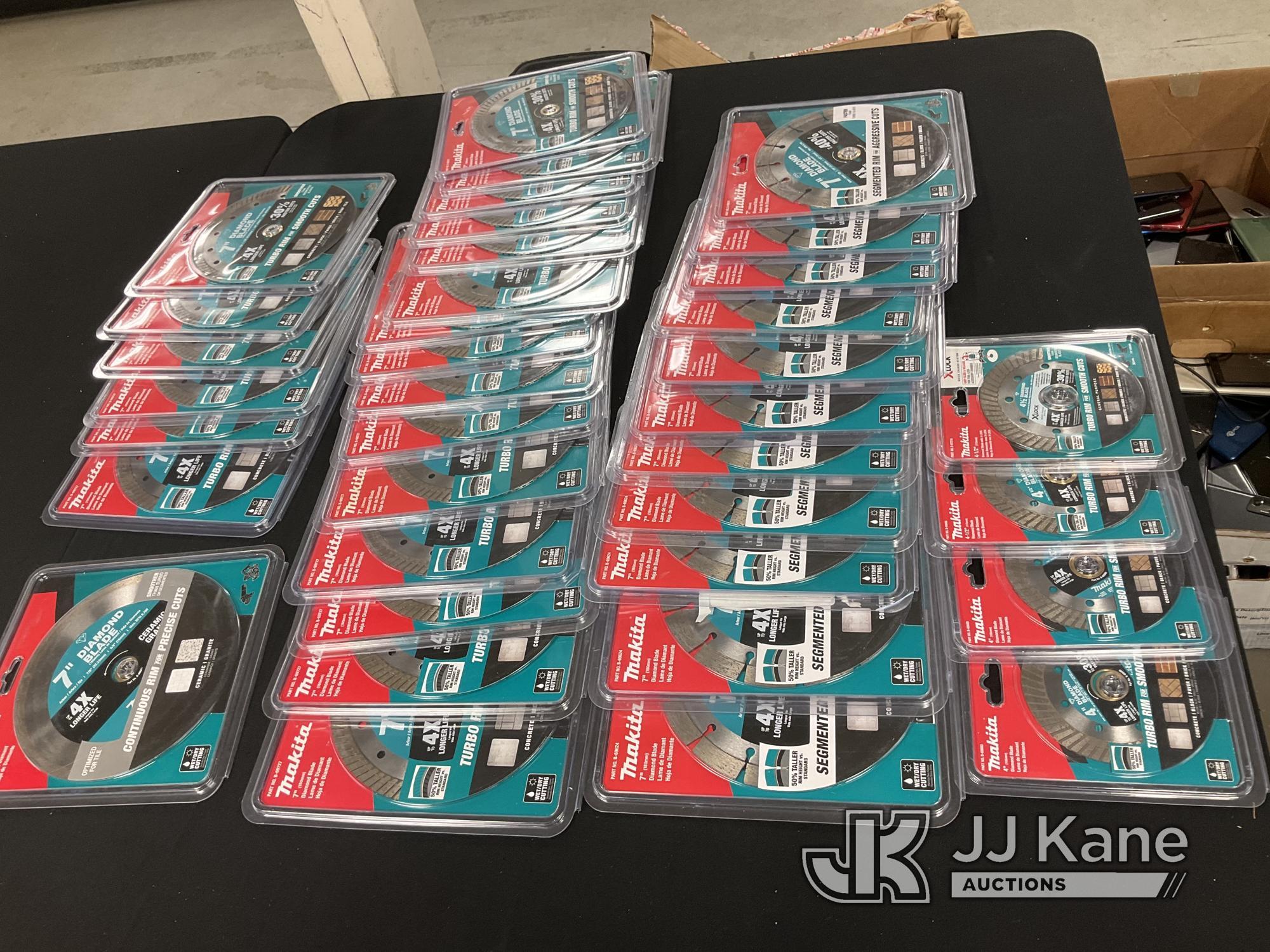 (Jurupa Valley, CA) Makita Saw Blades (Used) NOTE: This unit is being sold AS IS/WHERE IS via Timed