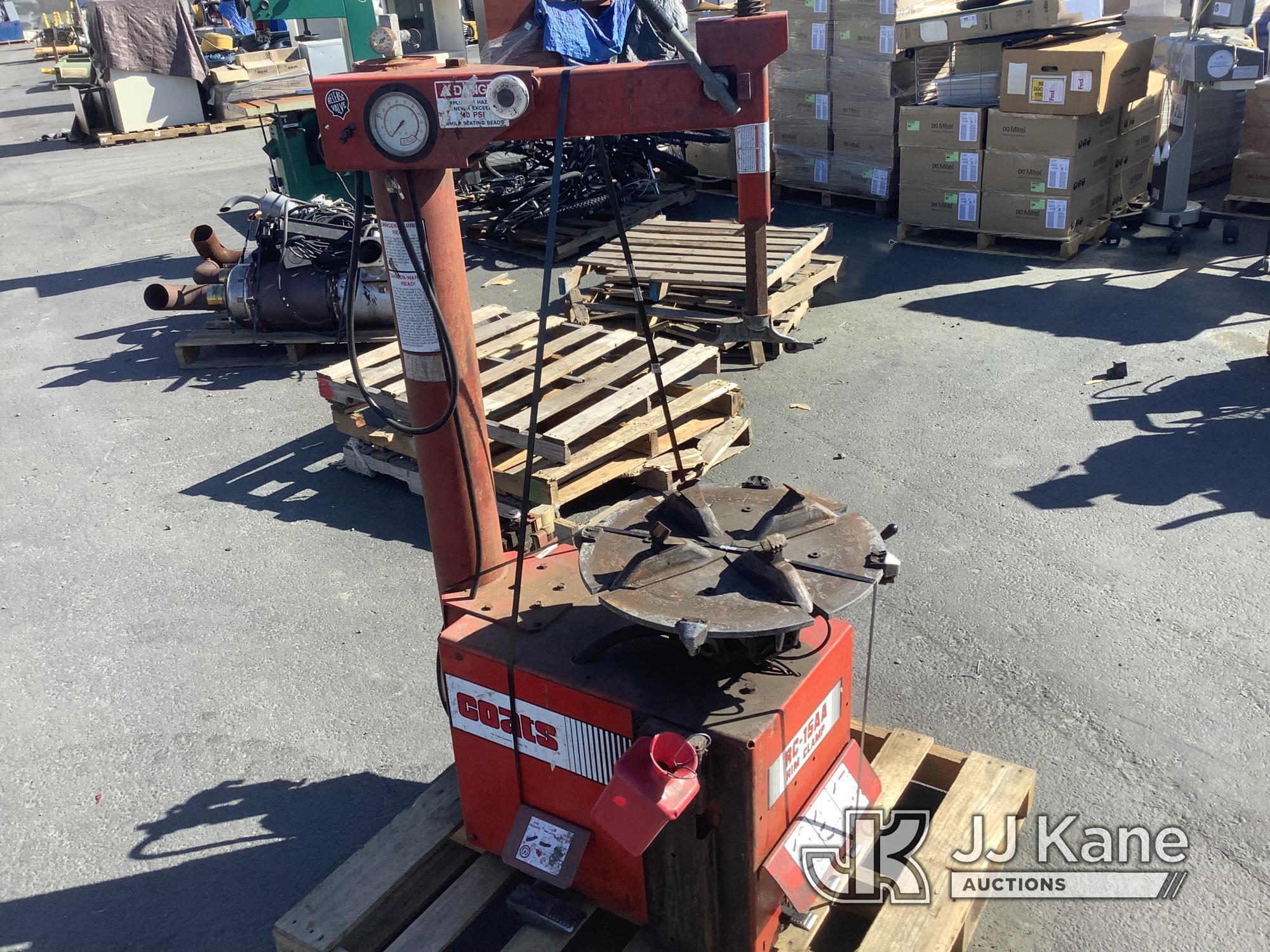 (Jurupa Valley, CA) 1 Coopertires Rim Clamp Machine (Used ) NOTE: This unit is being sold AS IS/WHER