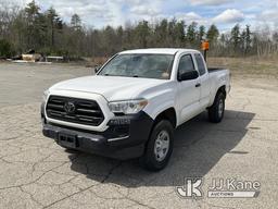 (Wells, ME) 2019 Toyota Tacoma 4x4 Extended-Cab Pickup Truck Runs & Moves) (Body Damage