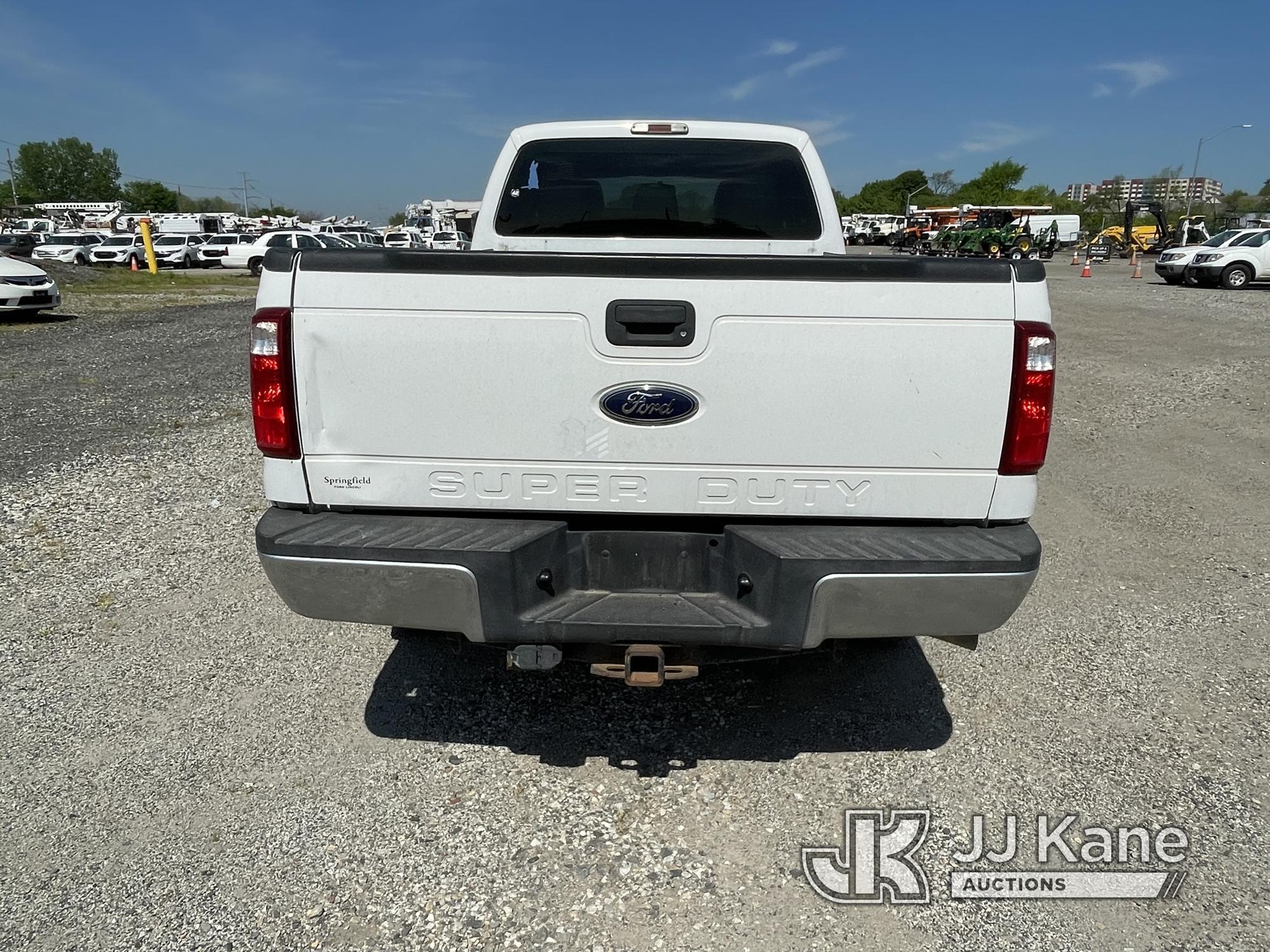 (Plymouth Meeting, PA) 2014 Ford F250 4x4 Crew-Cab Pickup Truck Runs & Moves, Body & Rust Damage, Fr