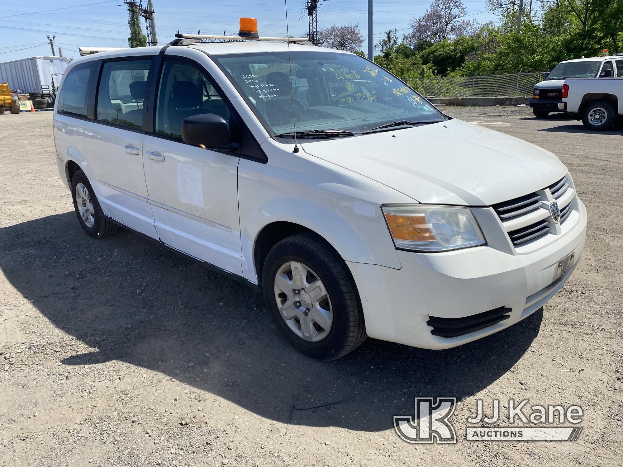 (Plymouth Meeting, PA) 2010 Dodge Grand Caravan SE Mini Passenger Van Runs & Moves, Check Engine Lig