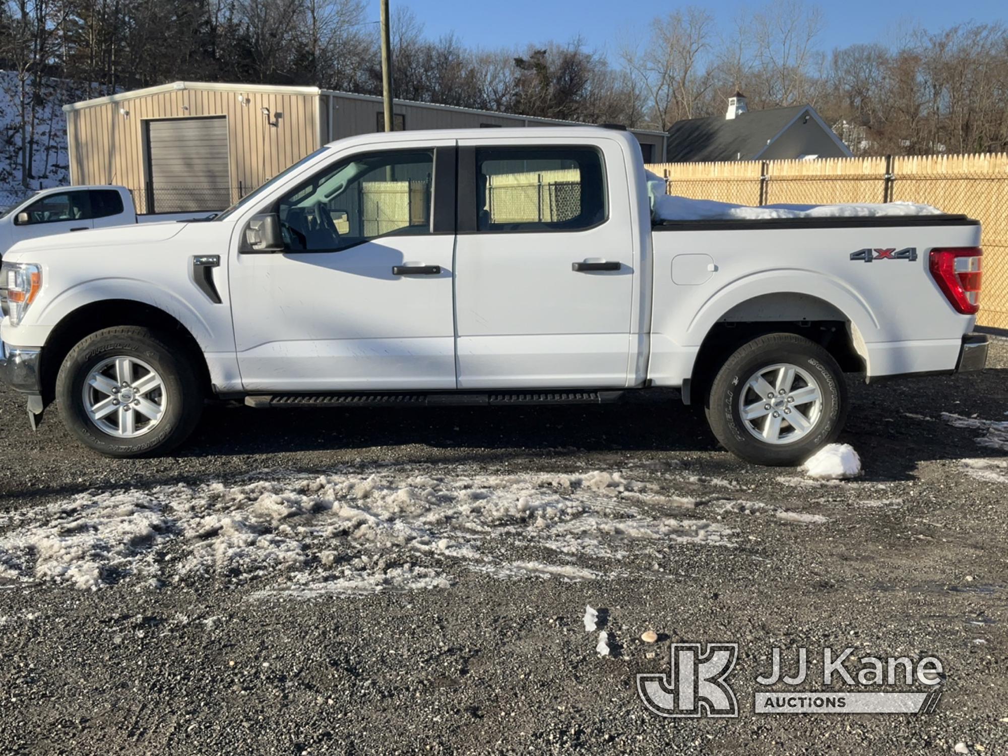 (Kings Park, NY) 2021 Ford F150 4x4 Crew-Cab Pickup Truck Runs & Moves) (Inspection and Removal BY A