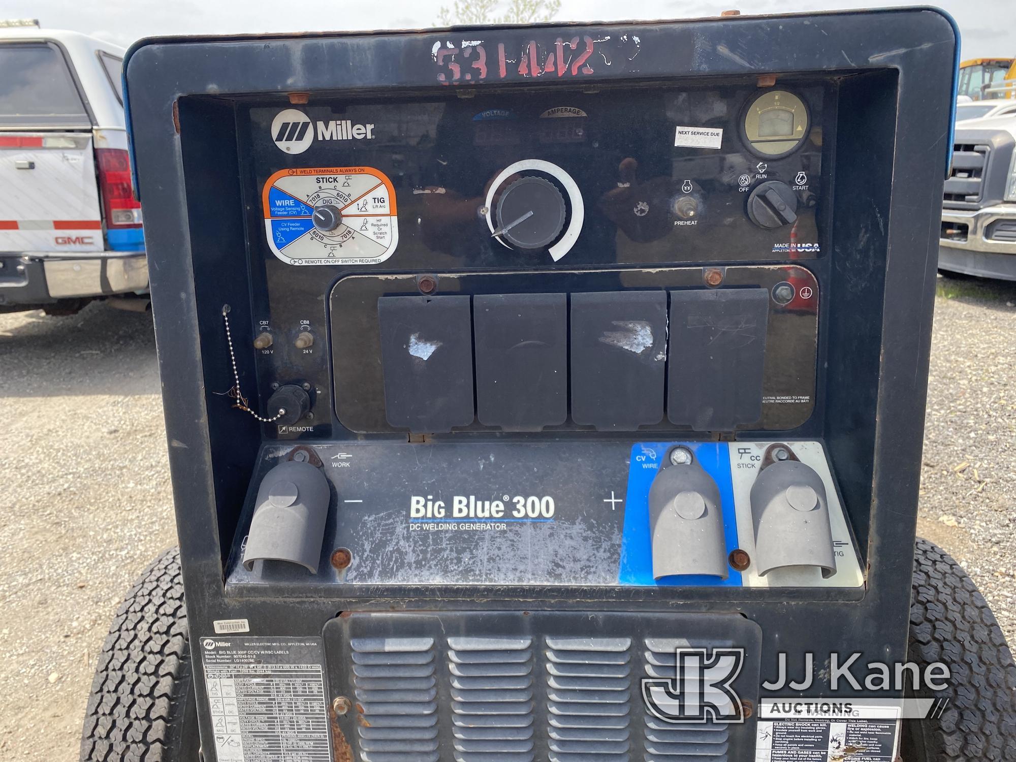 (Plymouth Meeting, PA) Miller Big Blue 300 Welder/Generator, Seller States: Needs Extensive Repairs