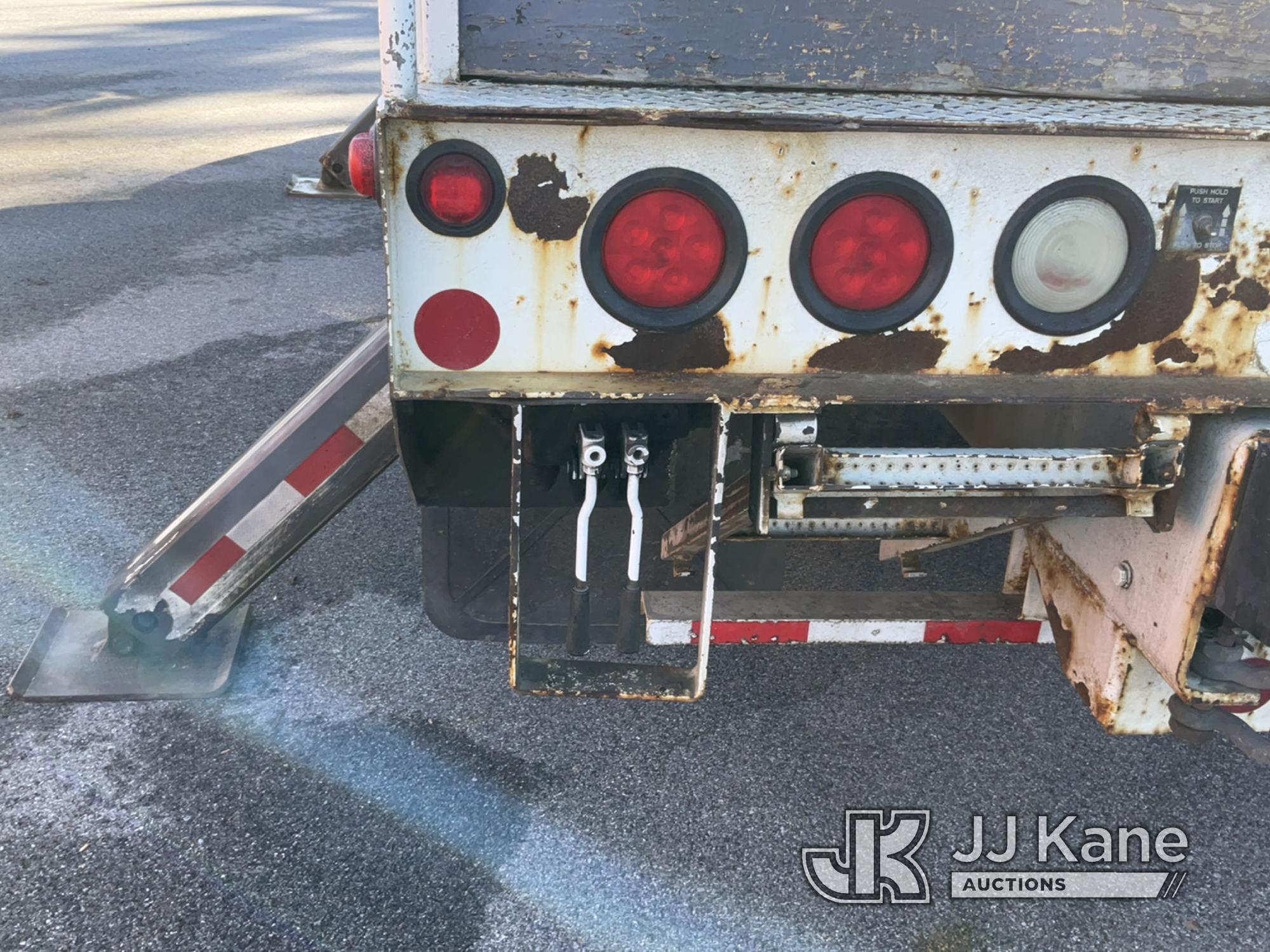 (Chester Springs, PA) Altec A55-OC, Material Handling Bucket Truck mounted on 2008 Freightliner M2 1