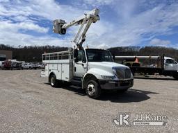 (Smock, PA) Altec TA40, Articulating & Telescopic Bucket mounted behind cab on 2006 International 43