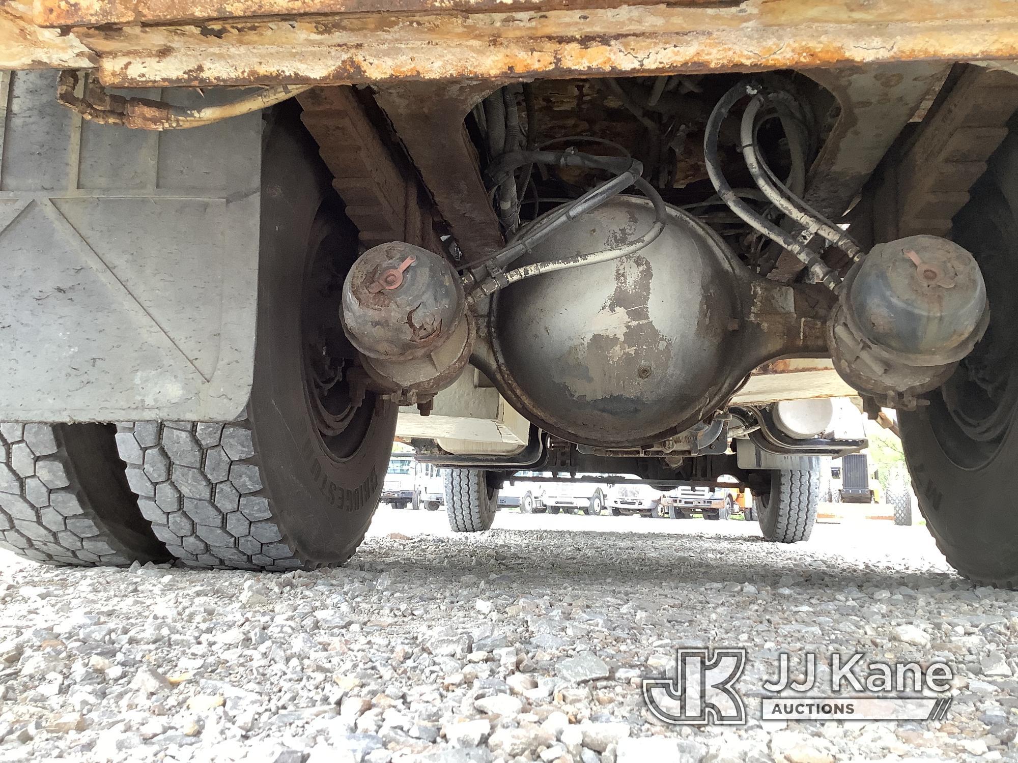 (Smock, PA) Altec AM55-MH, Over-Center Material Handling Bucket rear mounted on 2009 Freightliner M2