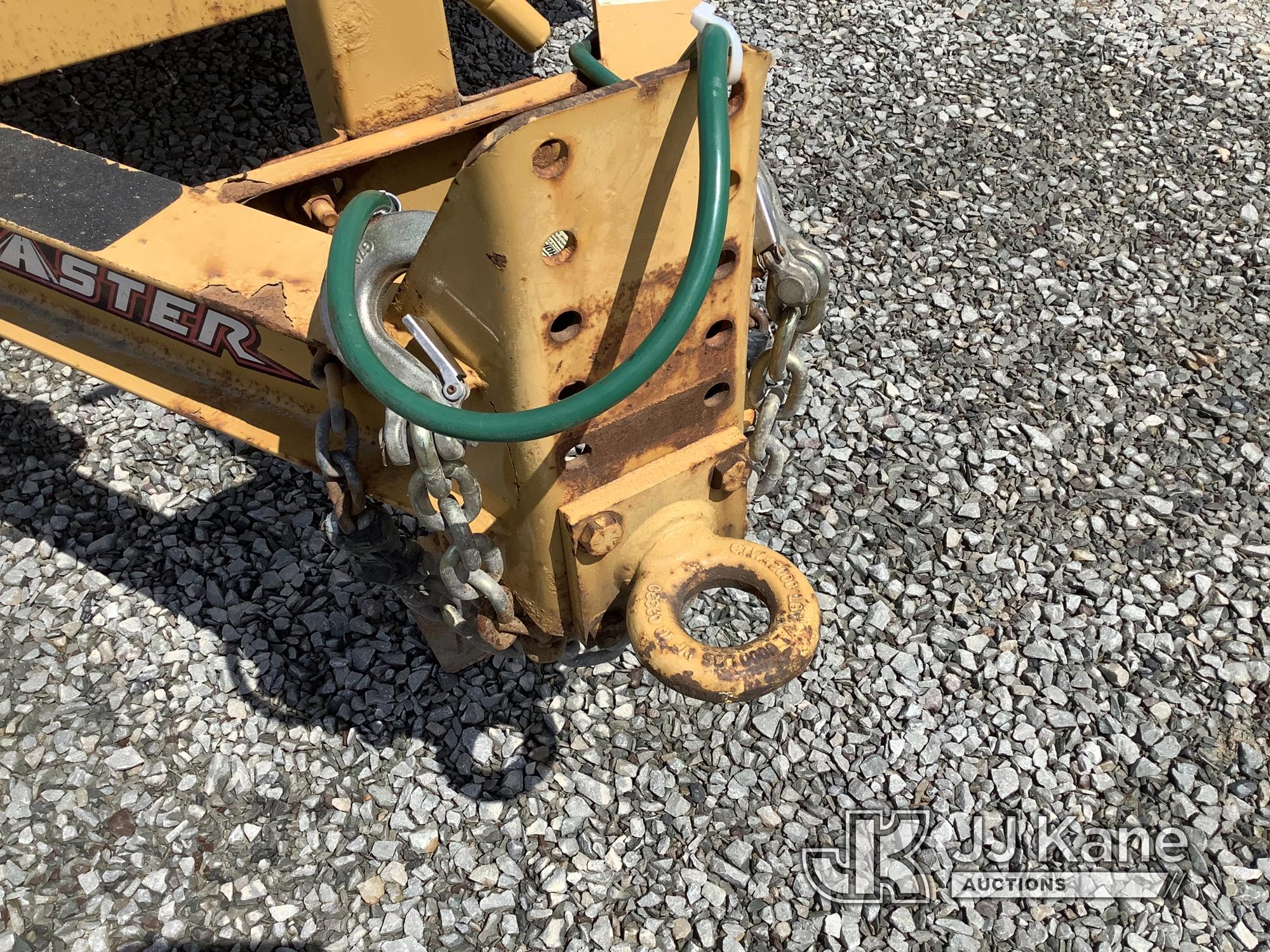 (Smock, PA) 2019 Monroe Towmaster 12D T/A Tagalong Equipment Trailer Rust Damage
