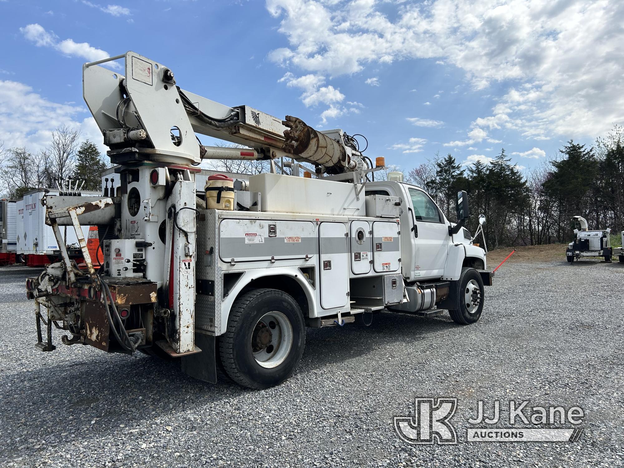 (Hagerstown, MD) Terex L4045, Digger Derrick corner mounted on 2005 GMC C8500 Service Truck Runs & M