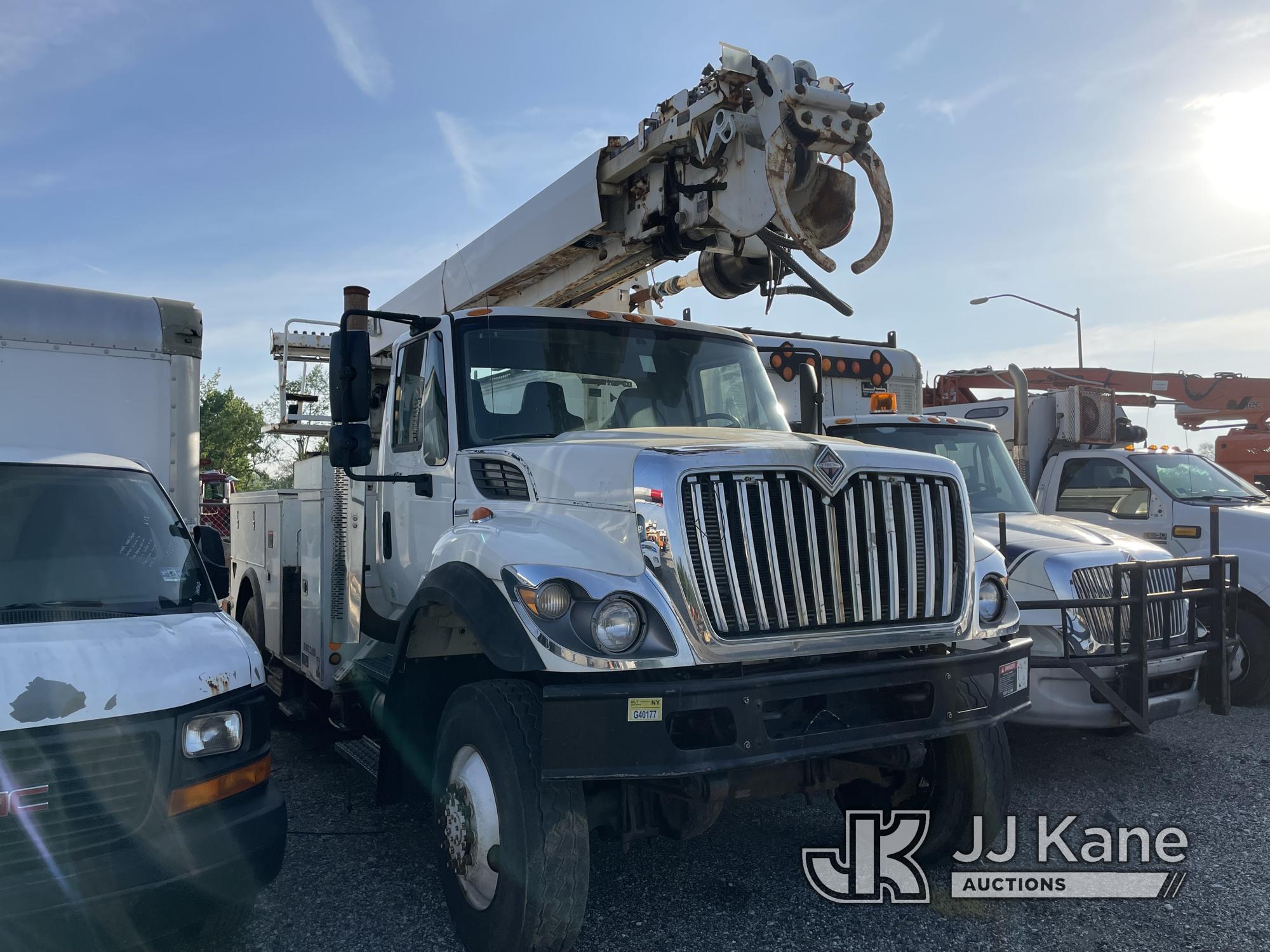 (Plymouth Meeting, PA) Altec DM47-TR, Digger Derrick rear mounted on 2008 International 7300 4x4 Uti