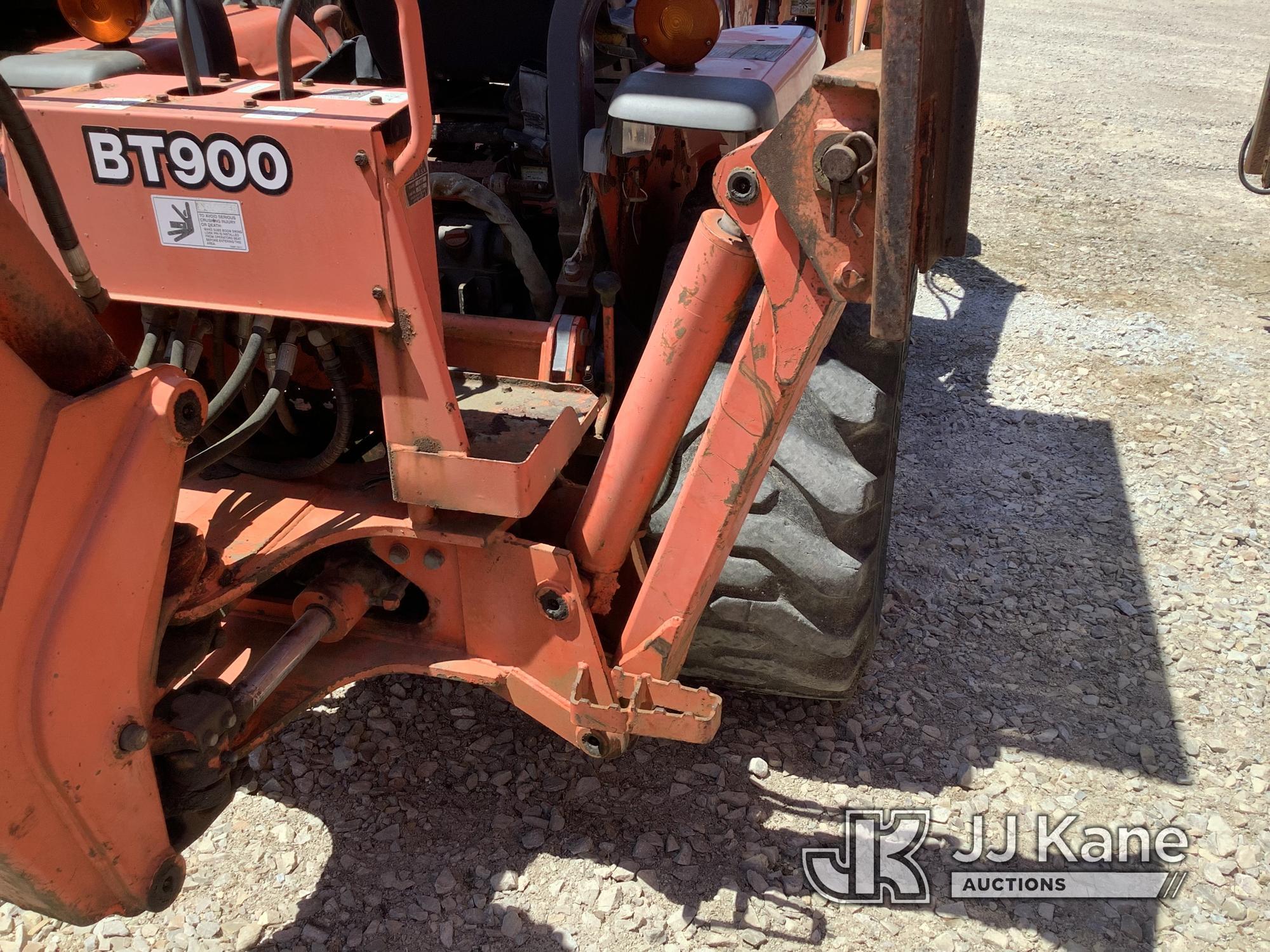 (Smock, PA) 1998 Kubota L35 Mini Tractor Loader Backhoe Not Running, Operational Condition Unknown,