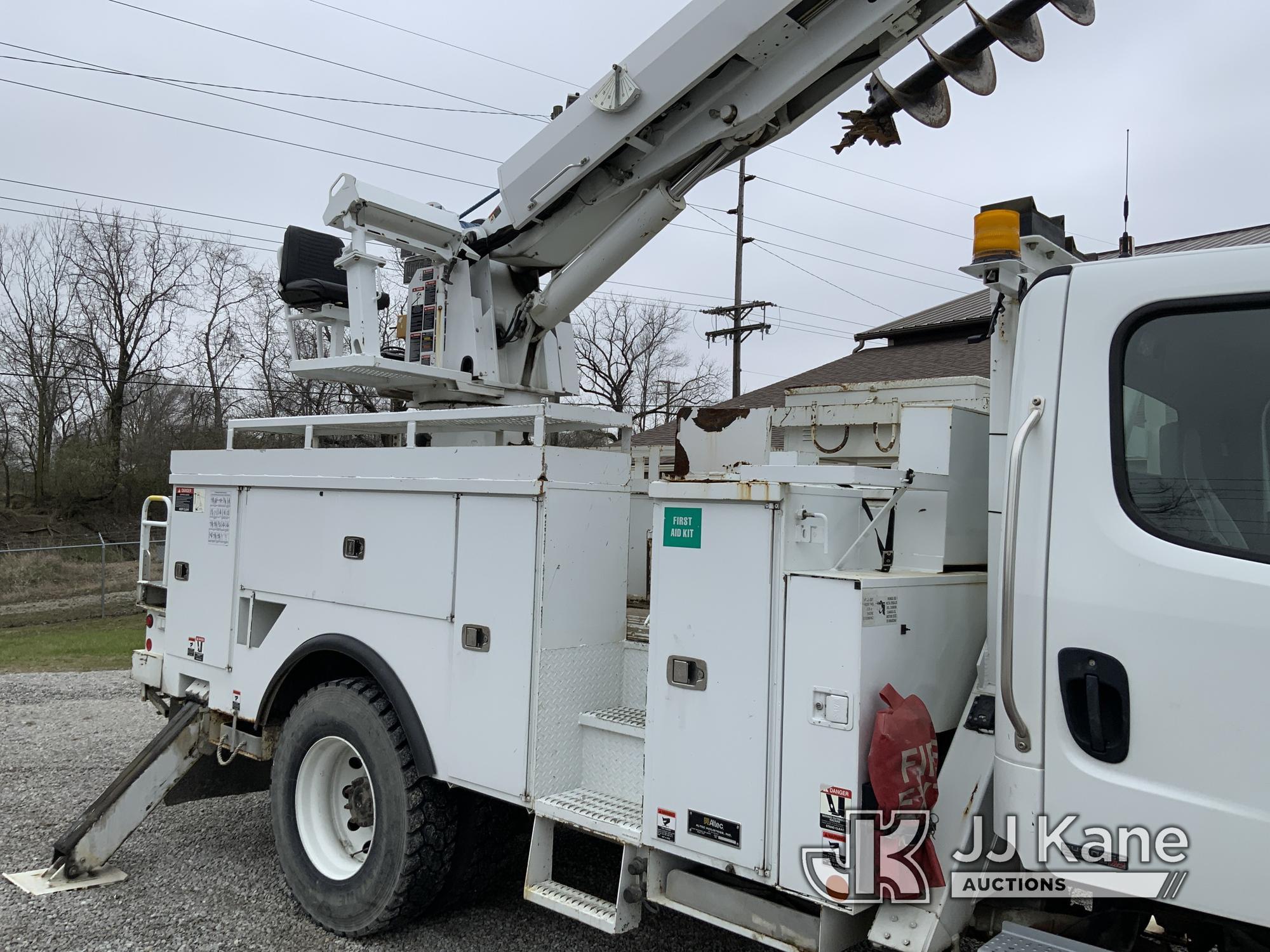 (Fort Wayne, IN) Altec DM47-TR, Digger Derrick rear mounted on 2010 Freightliner M2 106 Utility Truc