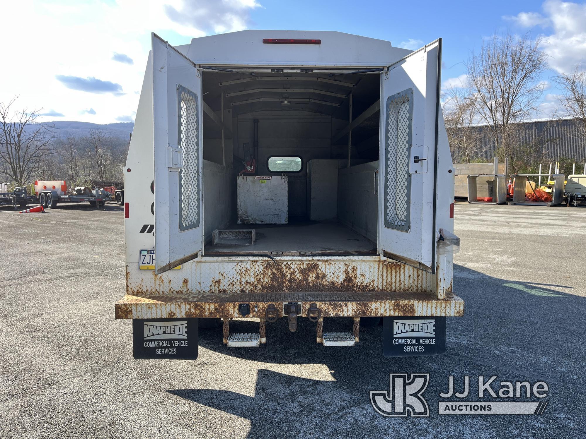 (Lemont Furnace, PA) 2016 Ford F450 Enclosed High-Top Service Truck Runs & Moves, Passenger Side Mir