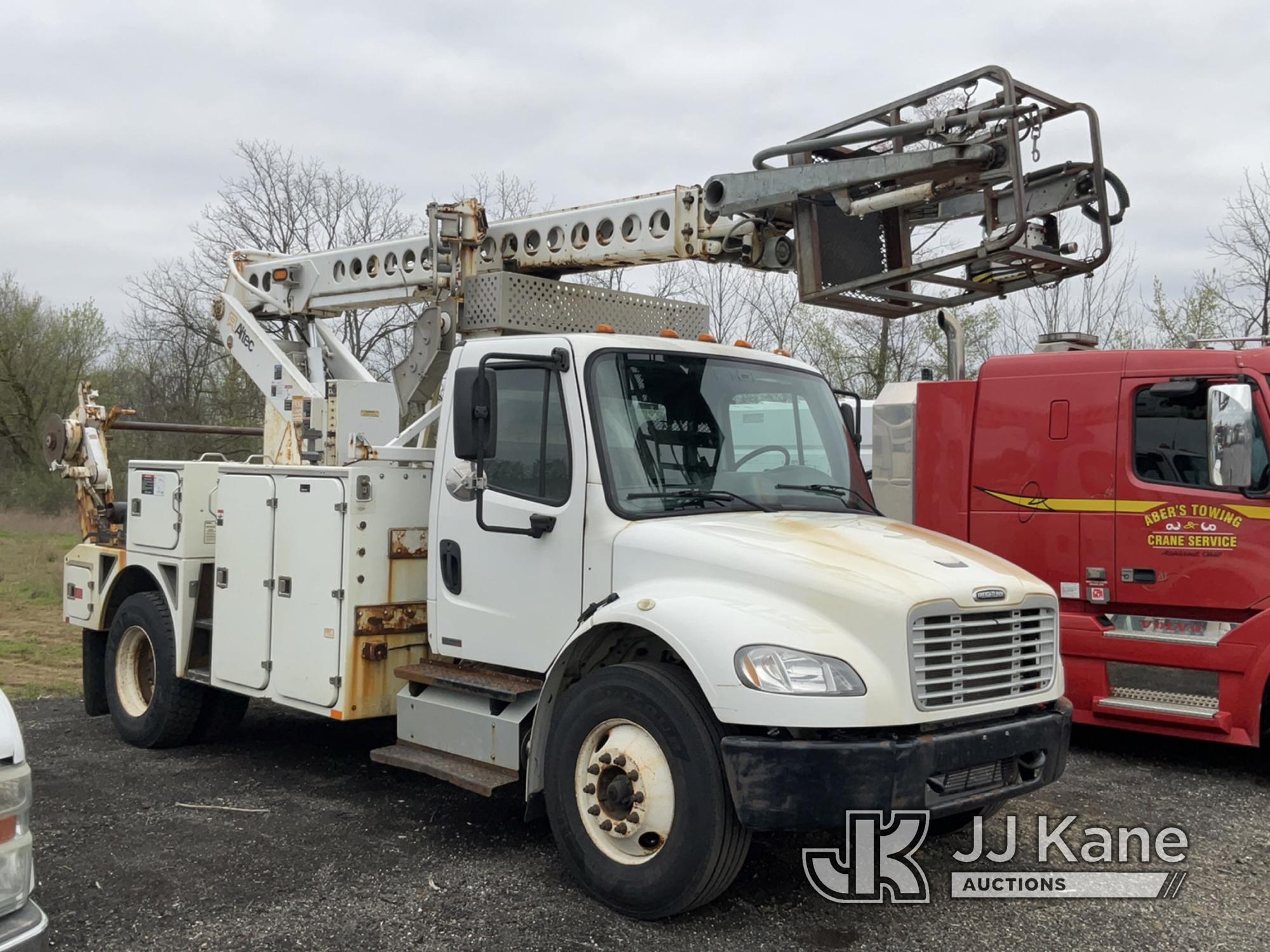 (Ashland, OH) Altec TA40-C, Non-Insulated Cable Placing Bucket Truck center mounted on 2011 Freightl