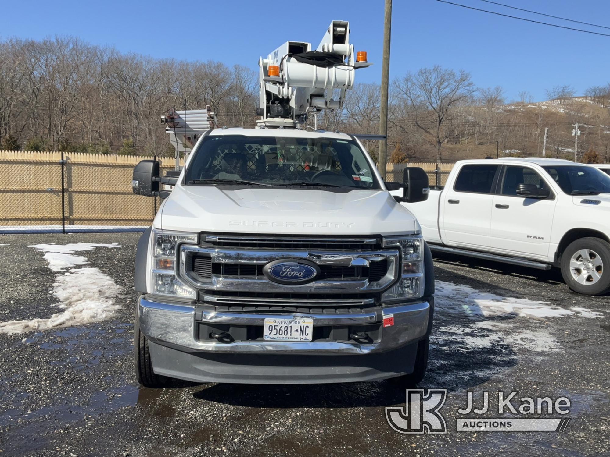 (Kings Park, NY) Dur-A-lift DCP-36TS, Articulating & Telescopic Non-Insulated Bucket Truck mounted b