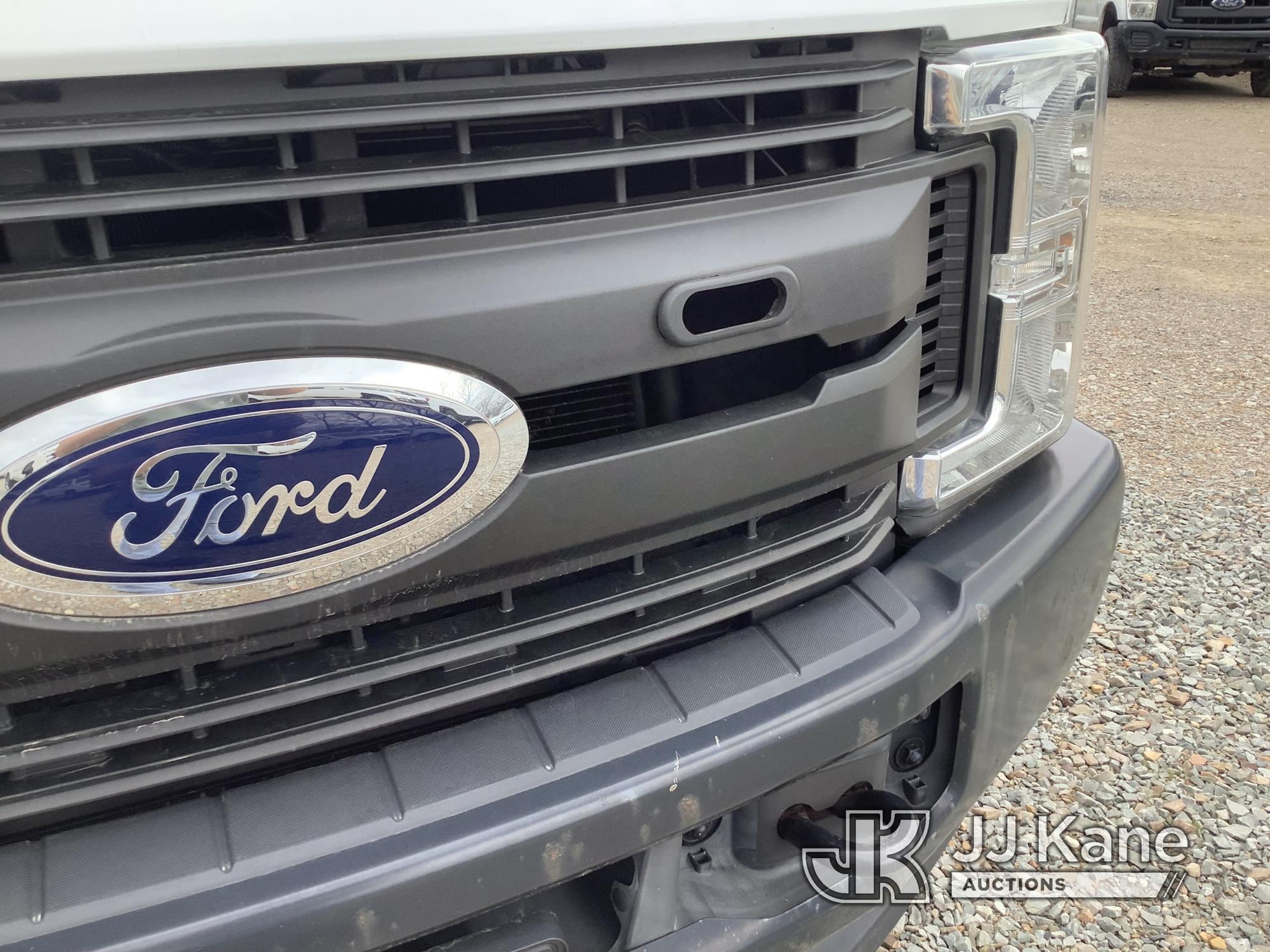 (Smock, PA) 2017 Ford F250 4x4 Enclosed Service Truck Runs & Moves, Rust Damage
