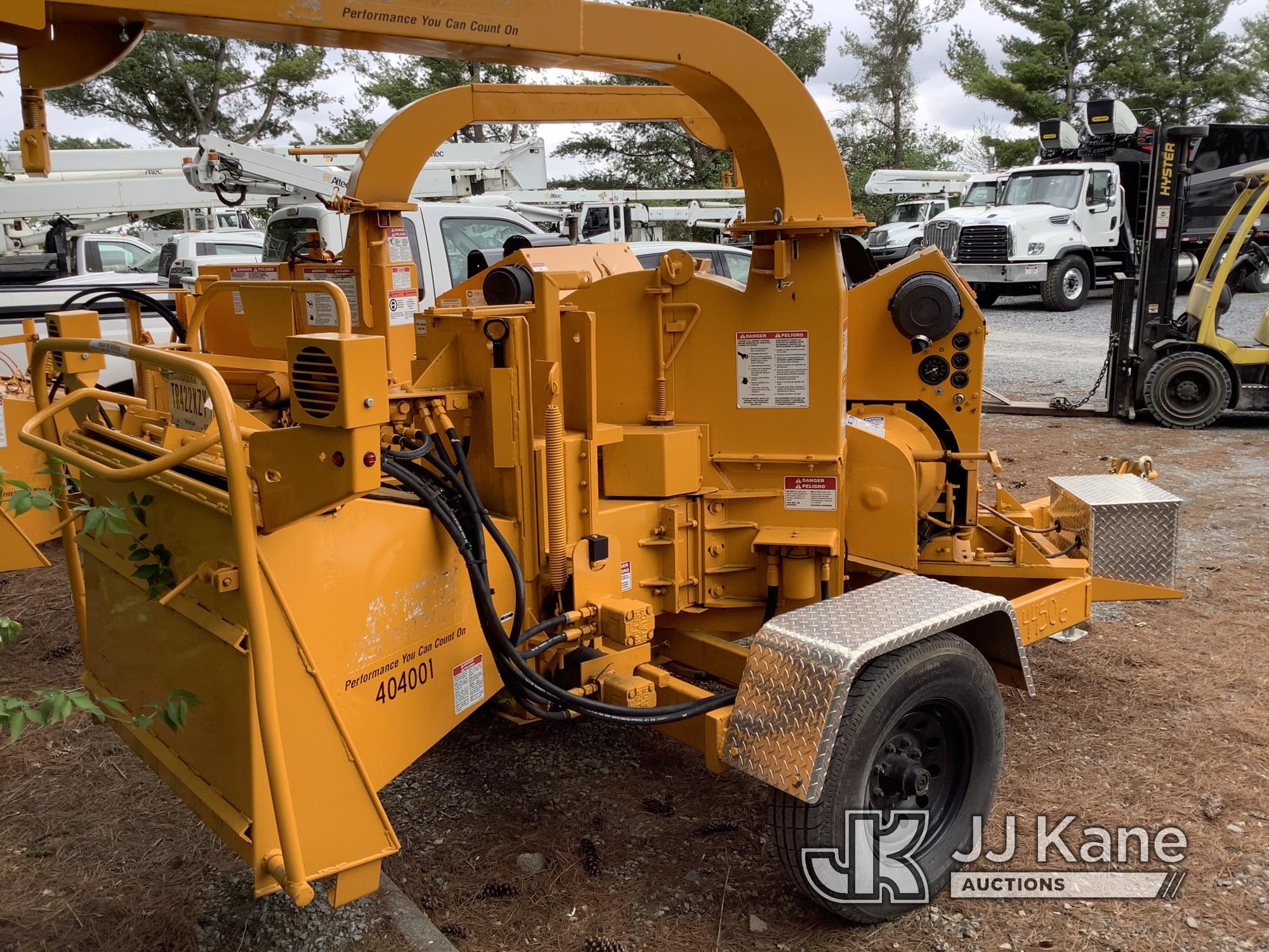 (Frederick, MD) 2004 Wood Chuck WC 12 Portable Chipper (12in Disc) Runs, Operational Condition Unkno
