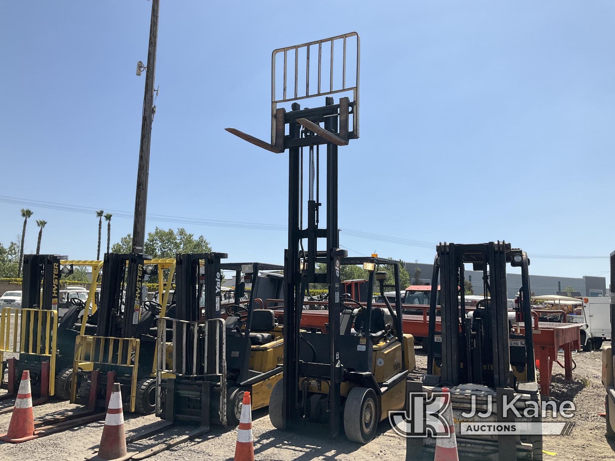 (Jurupa Valley, CA) 2001 Yale GNP050RGNUAF086 Solid Tired Forklift Runs & Operates