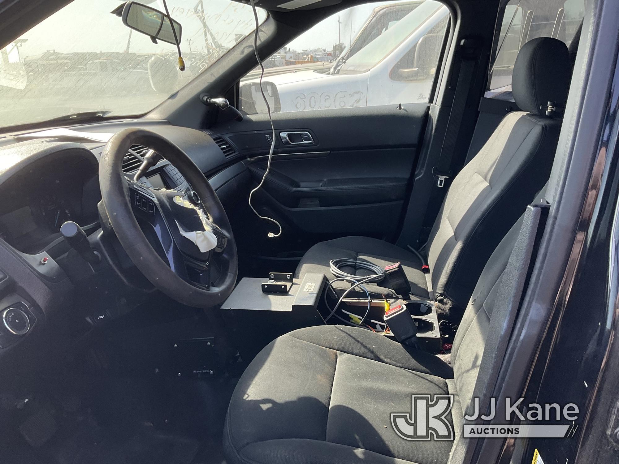 (Jurupa Valley, CA) 2017 Ford Explorer AWD Police Interceptor Sport Utility Vehicle Vehicle Wrecked,