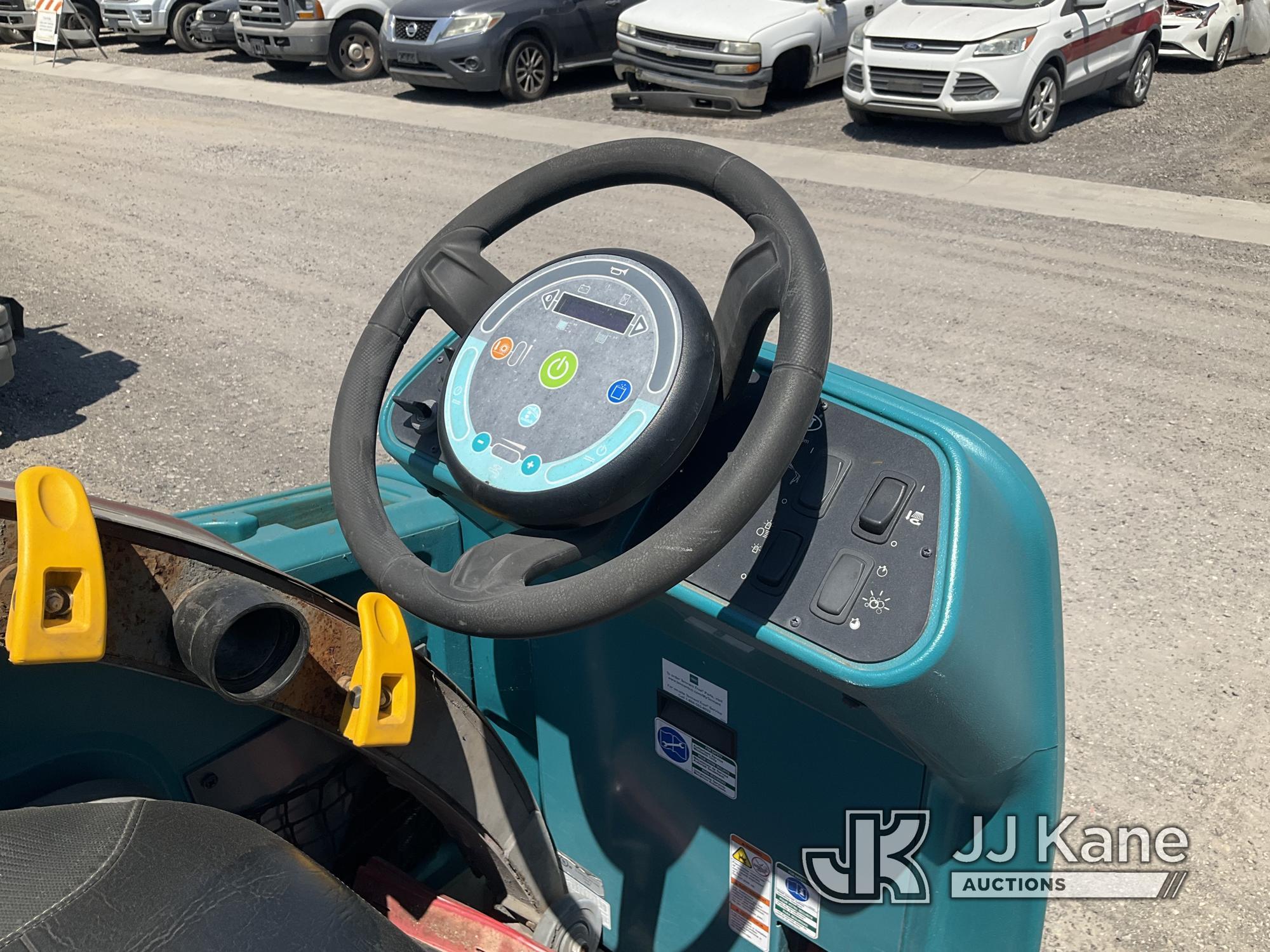 (Jurupa Valley, CA) 2018 Tennant T17 Sweeper Not Running, Missing Key, True Hours Unknown