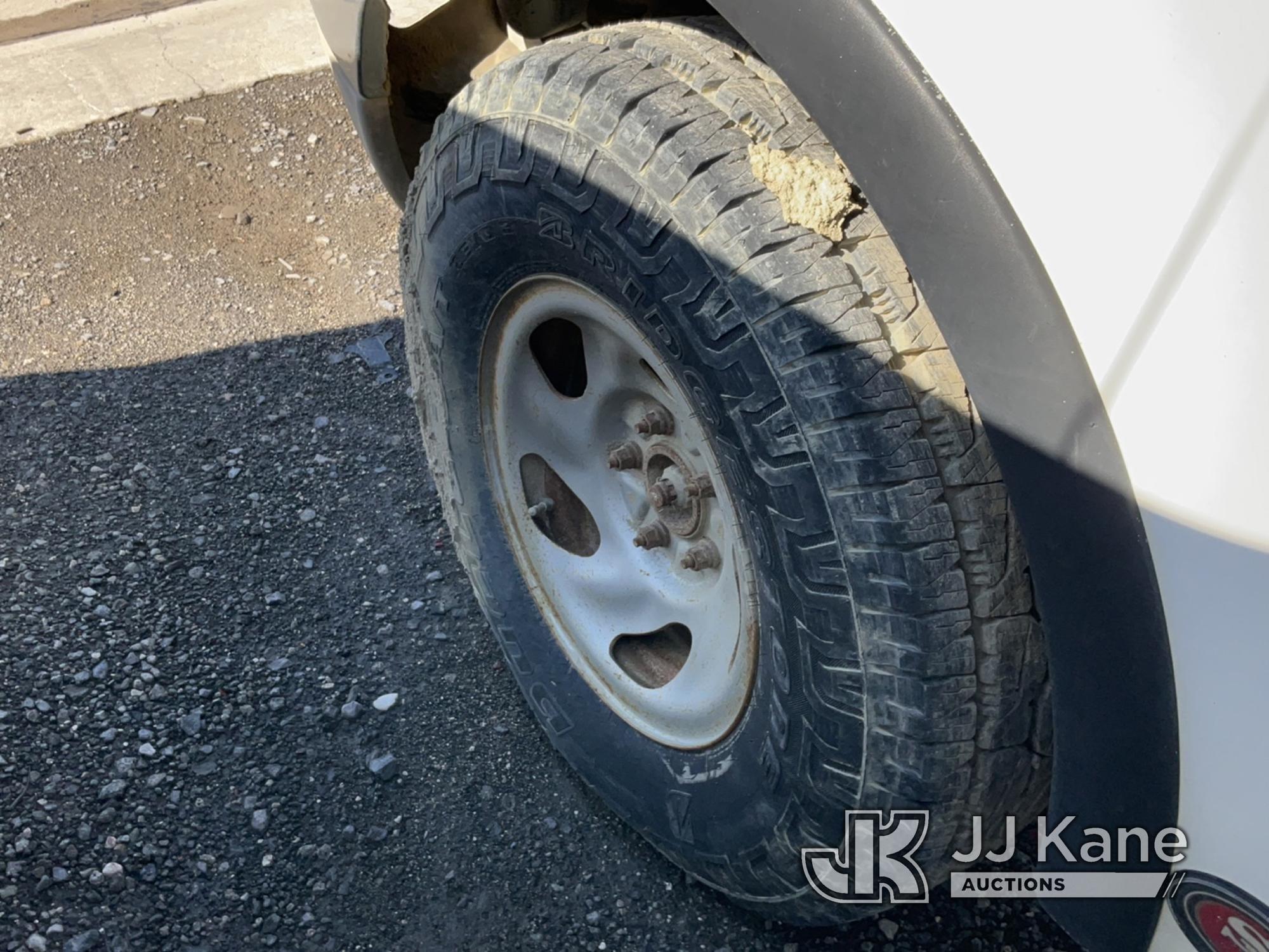 (Jurupa Valley, CA) 1999 Ford F150 4x4 Pickup Truck Not Running, Paint Damage, True Mileage Unknown