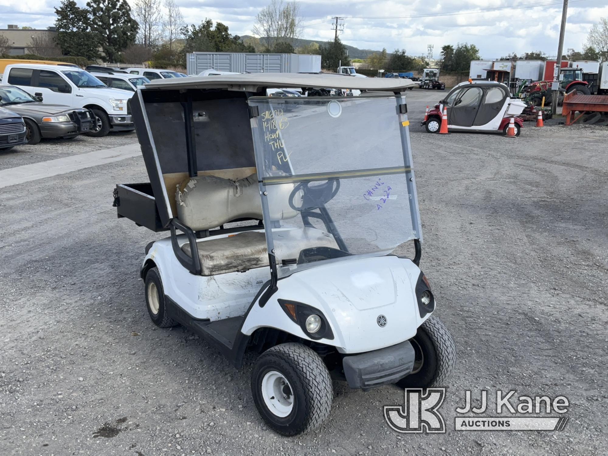 (Jurupa Valley, CA) 2011 Yamaha Golf Cart Runs & Moves, No Key