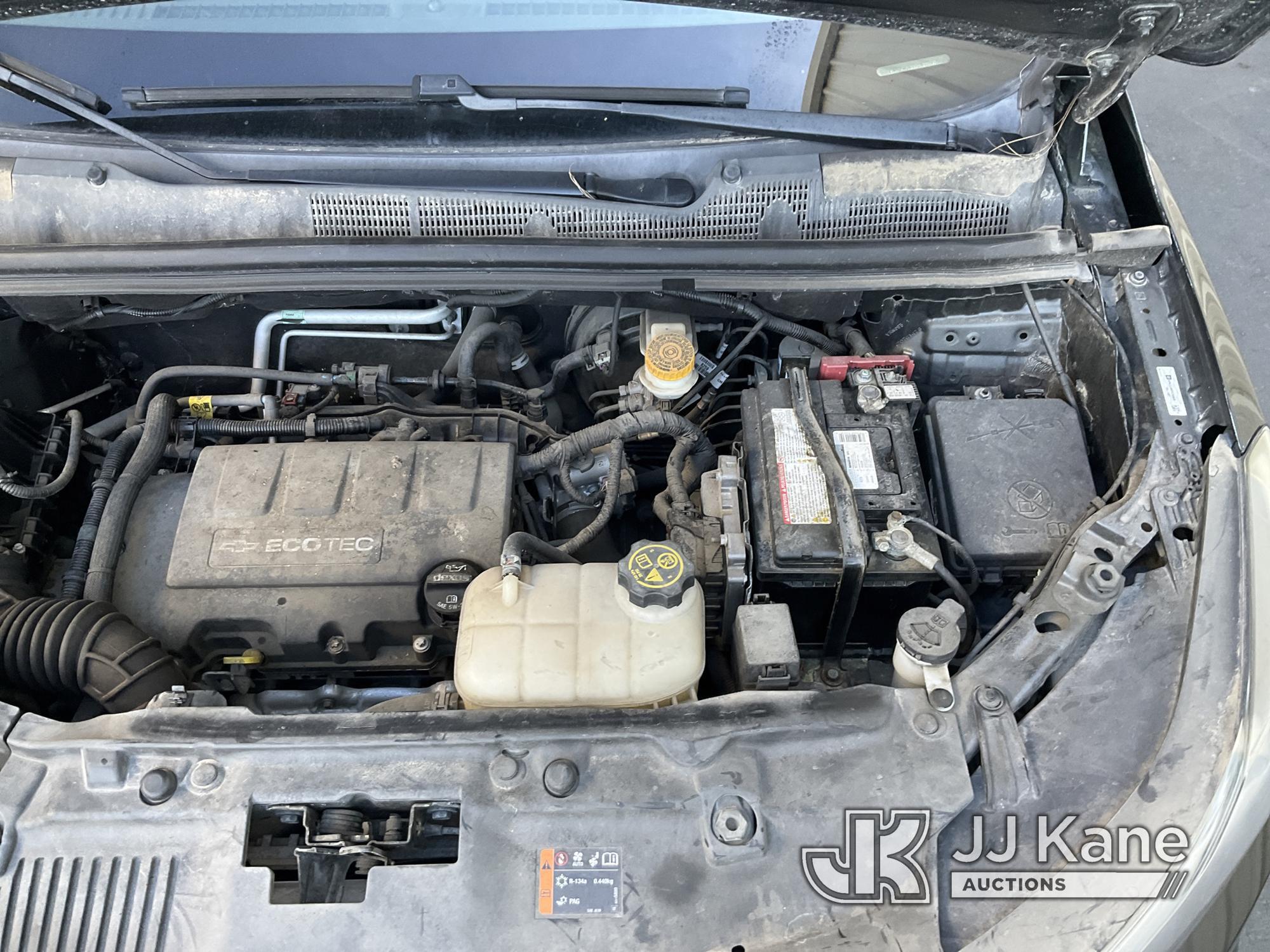 (Jurupa Valley, CA) 2017 Chevrolet TRAX 4-Door Sport Utility Vehicle Runs & Moves, Overheats, Interi