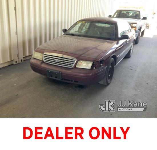 (Jurupa Valley, CA) 2006 Ford Crown Victoria 4-Door Sedan, Customer States - Overheats Runs & Moves,