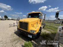 2006 International 9200i 6x4 Truck Tractor Runs & Moves Barely, Dies Immediately, Needs To Be Towed,