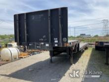 (Plymouth Meeting, PA) 2009 Fontaine Trailer Co VDT-1-8048AWK T/A Drop-Deck Flatbed Trailer Body Dam